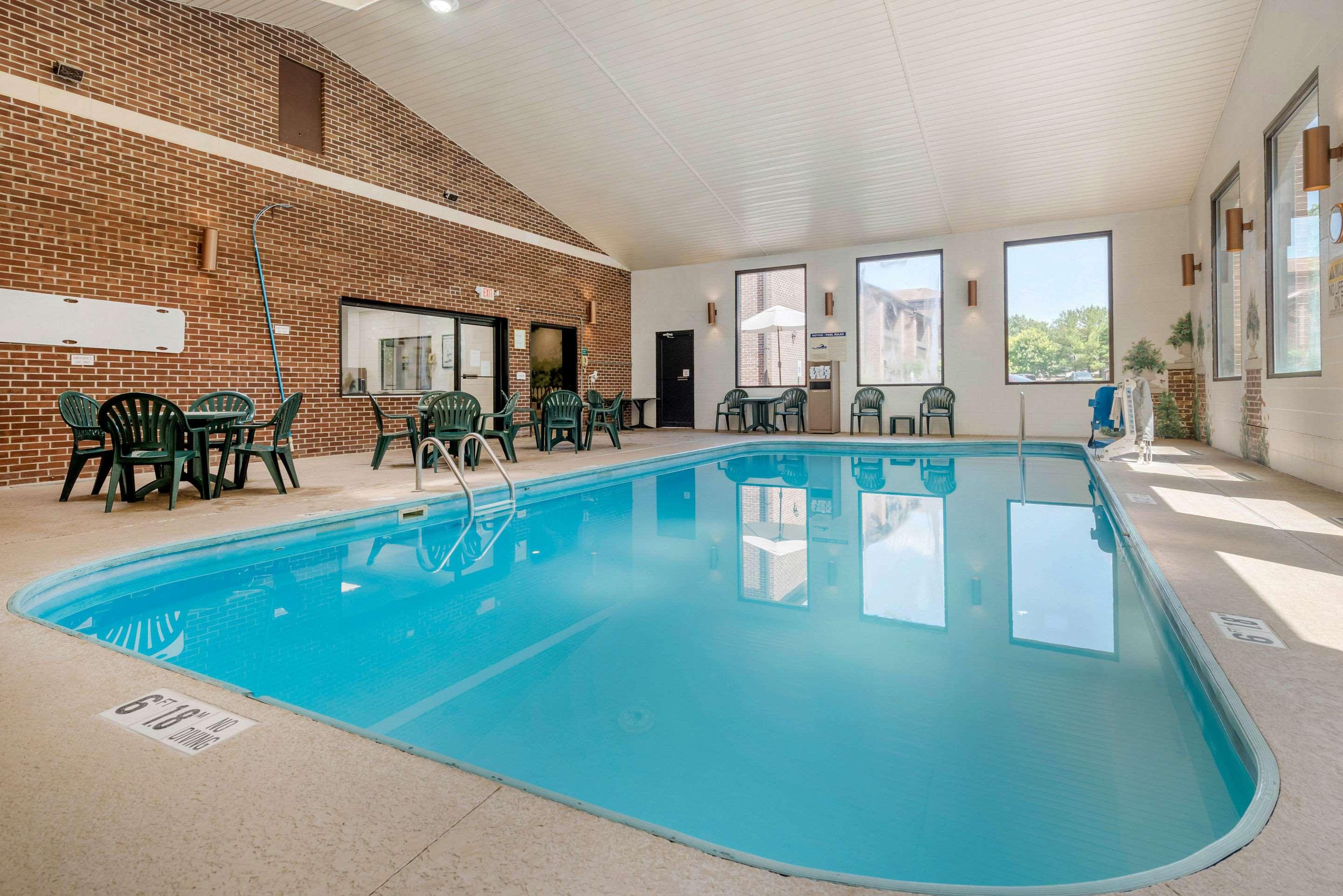 Quality Inn & Suites Zanesville — photo 4