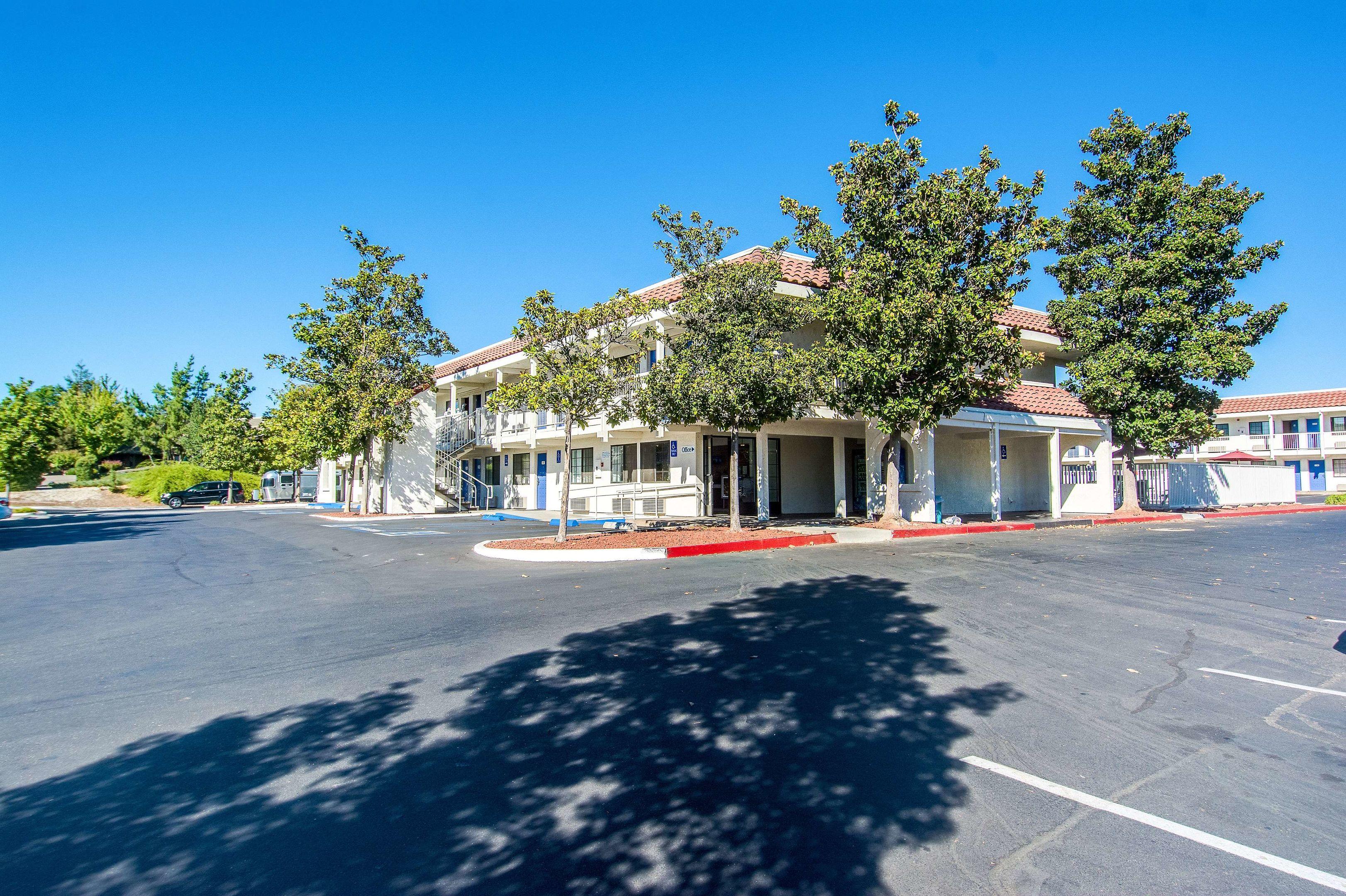 Motel 6 Redding South — photo 3