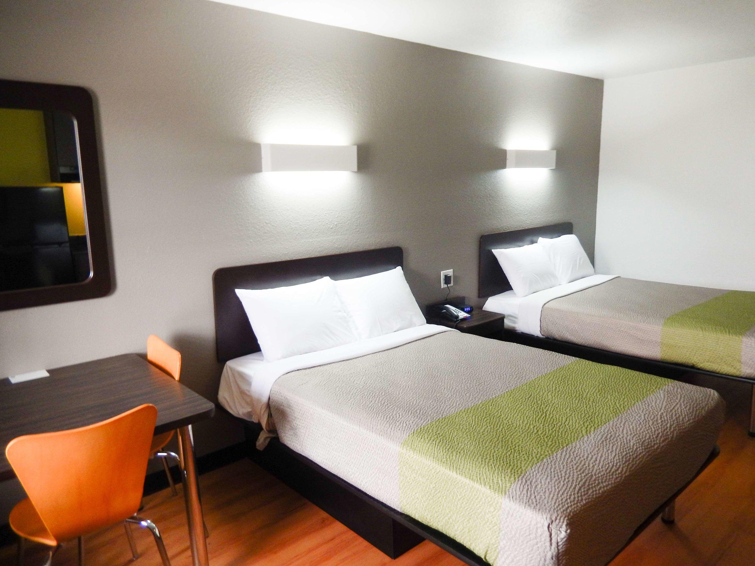 Studio 6 Houston, TX - Intercontinental Airport South — photo 4