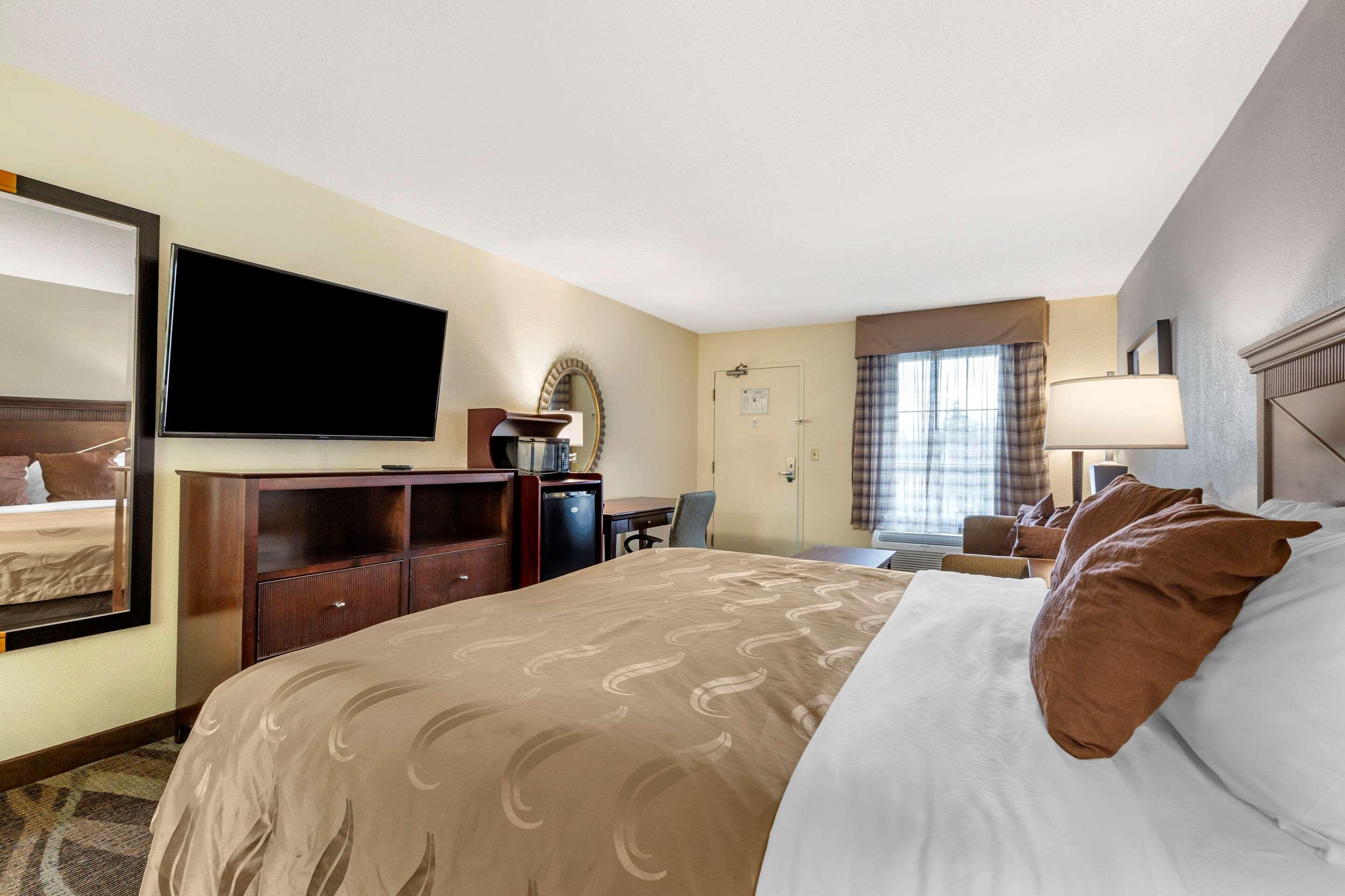 Quality Inn — photo 3
