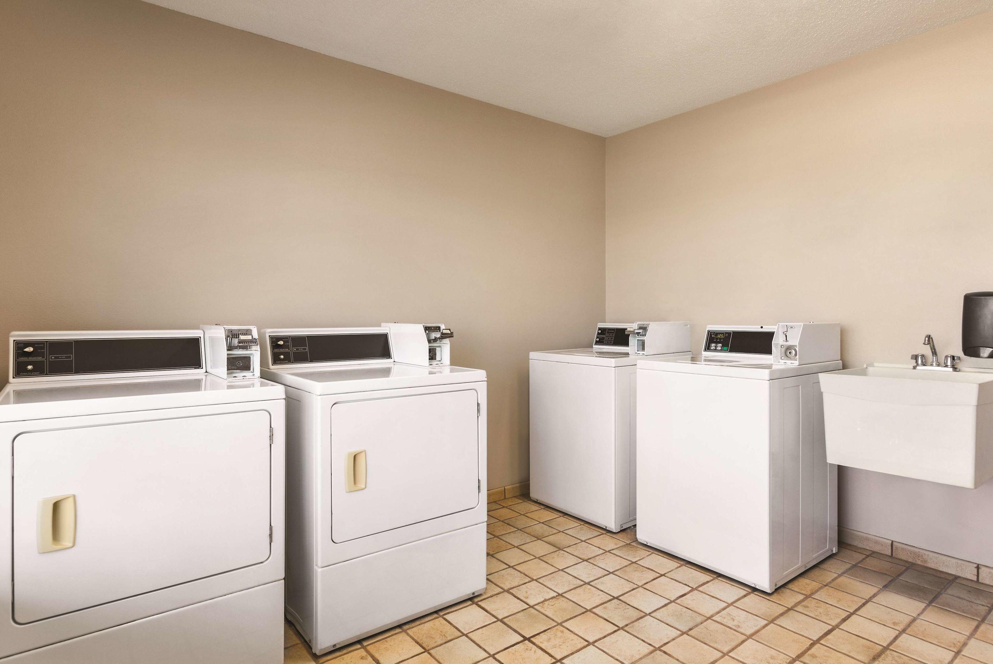 Country Inn & Suites by Radisson, Springfield, OH — photo 4