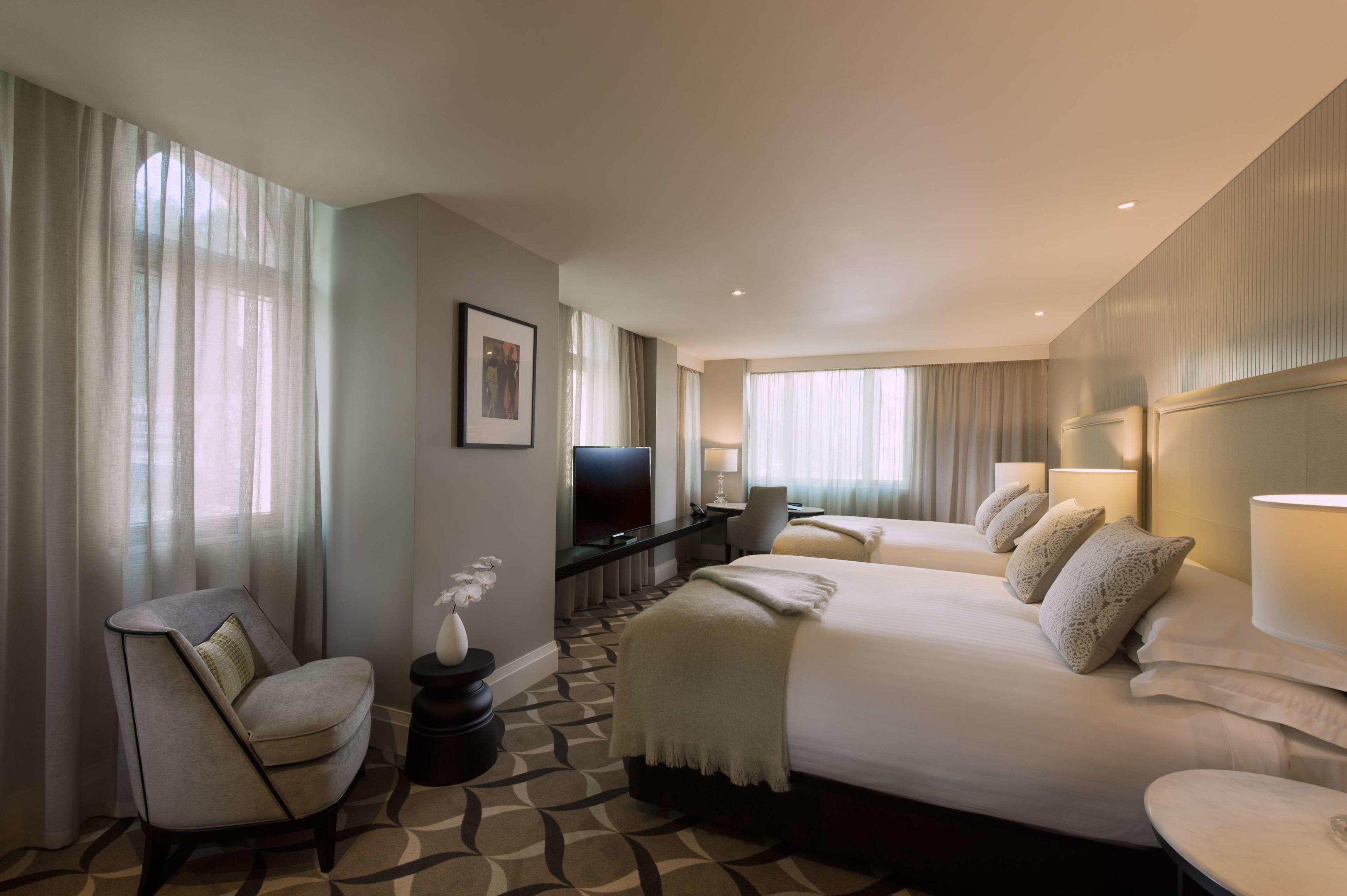Mayfair Hotel — photo 5