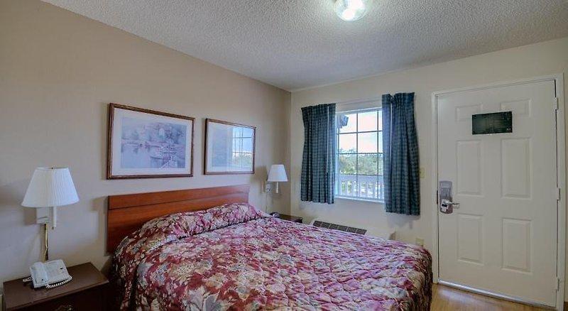 InTown Suites of Sugarland — photo 4