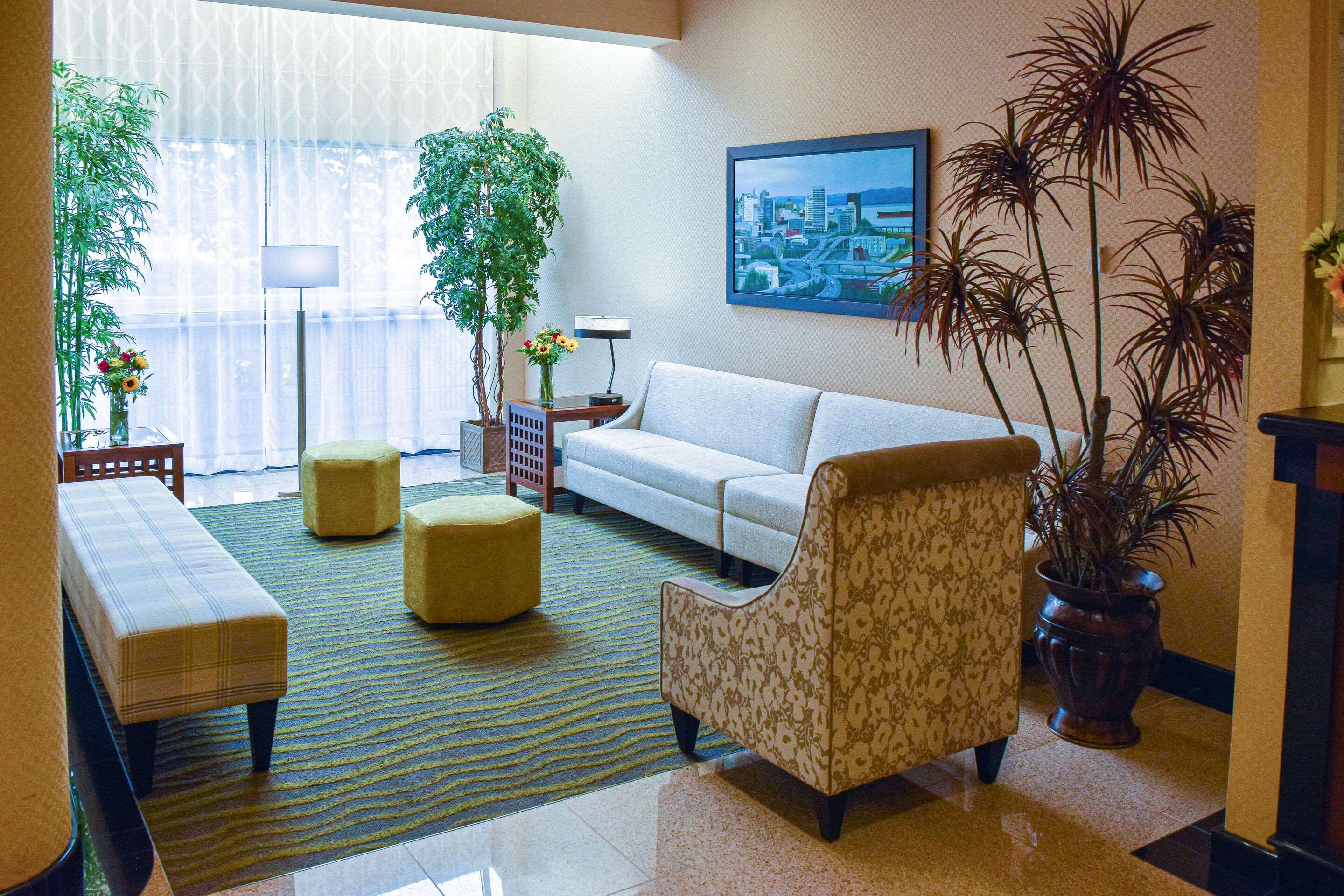 Comfort Inn & Suites Downtown Tacoma — photo 5