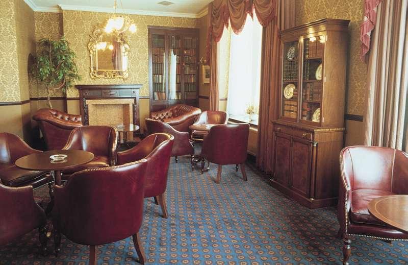 County Hotel — photo 4
