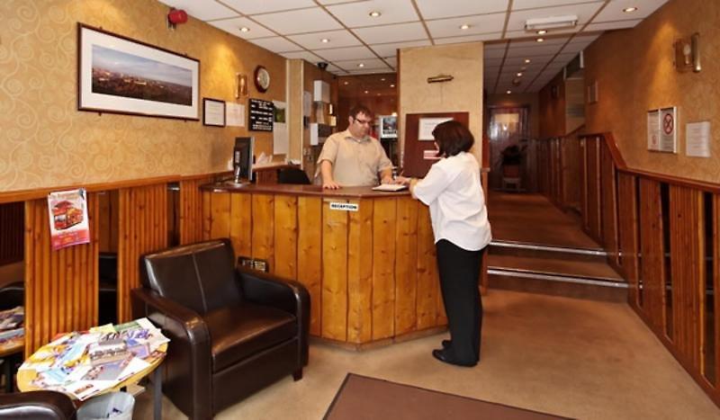 McLays Hotel — photo 5