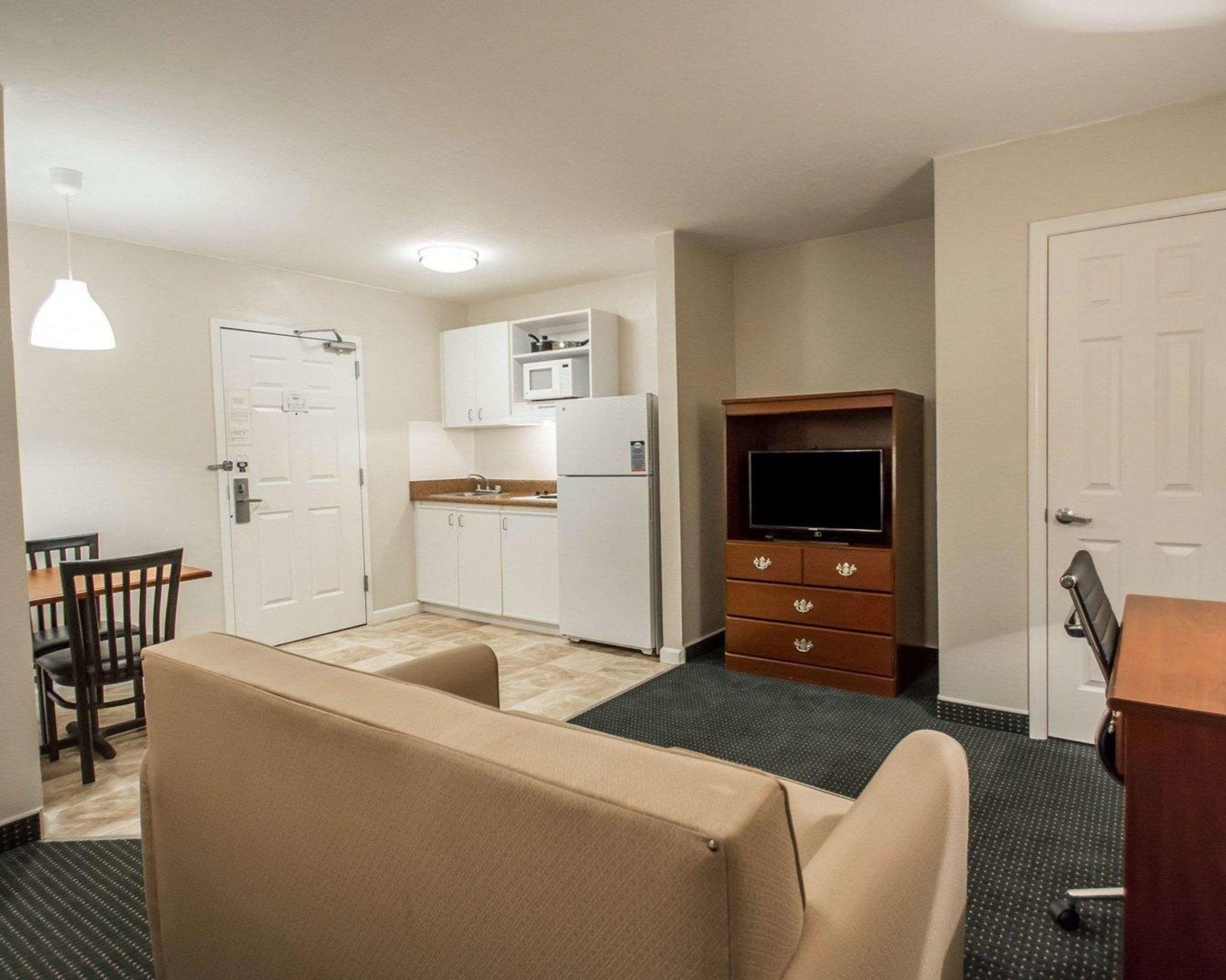 Suburban Extended Stay Melbourne Airport — photo 4
