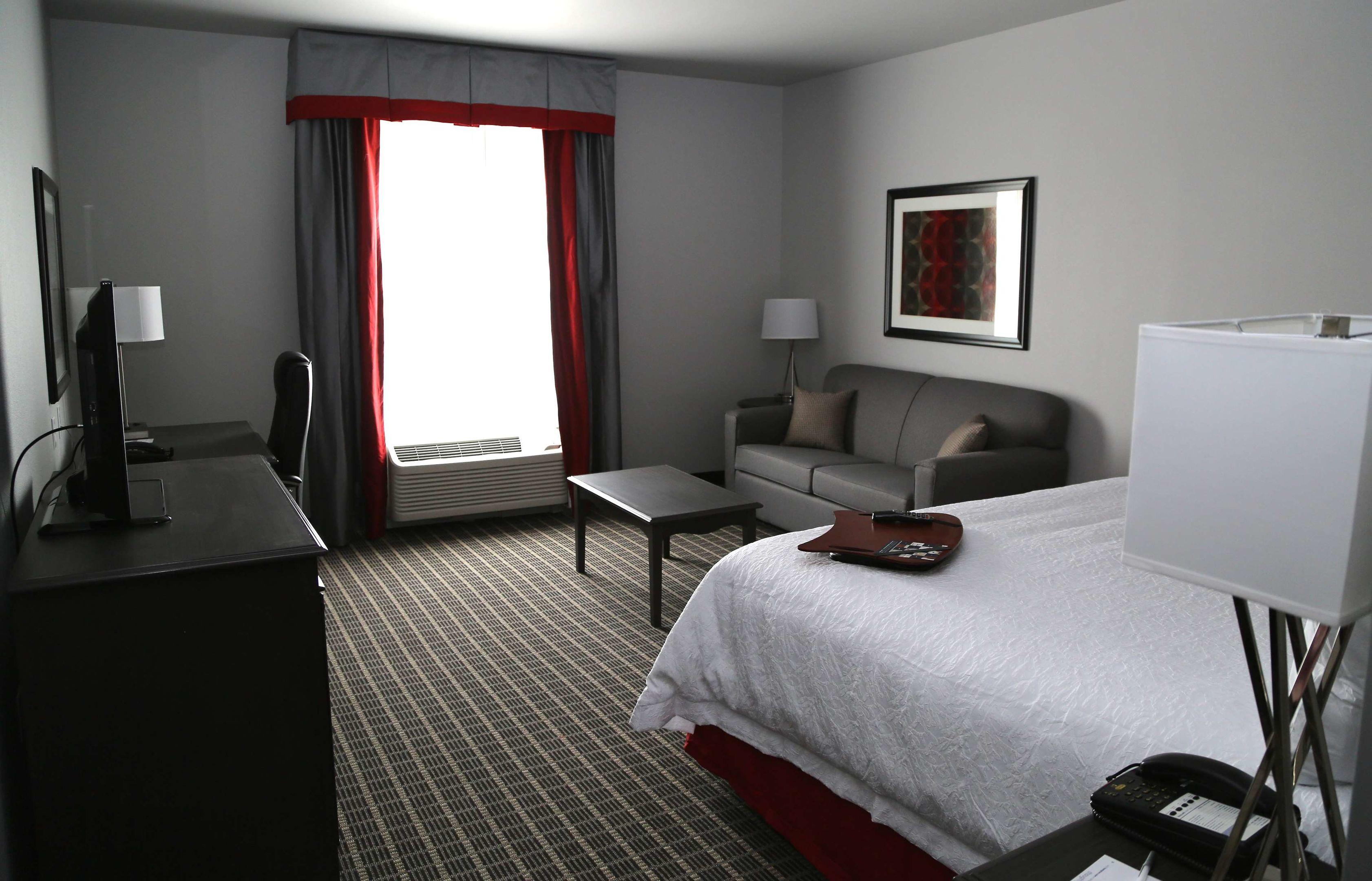 Hampton Inn Pearsall — photo 5