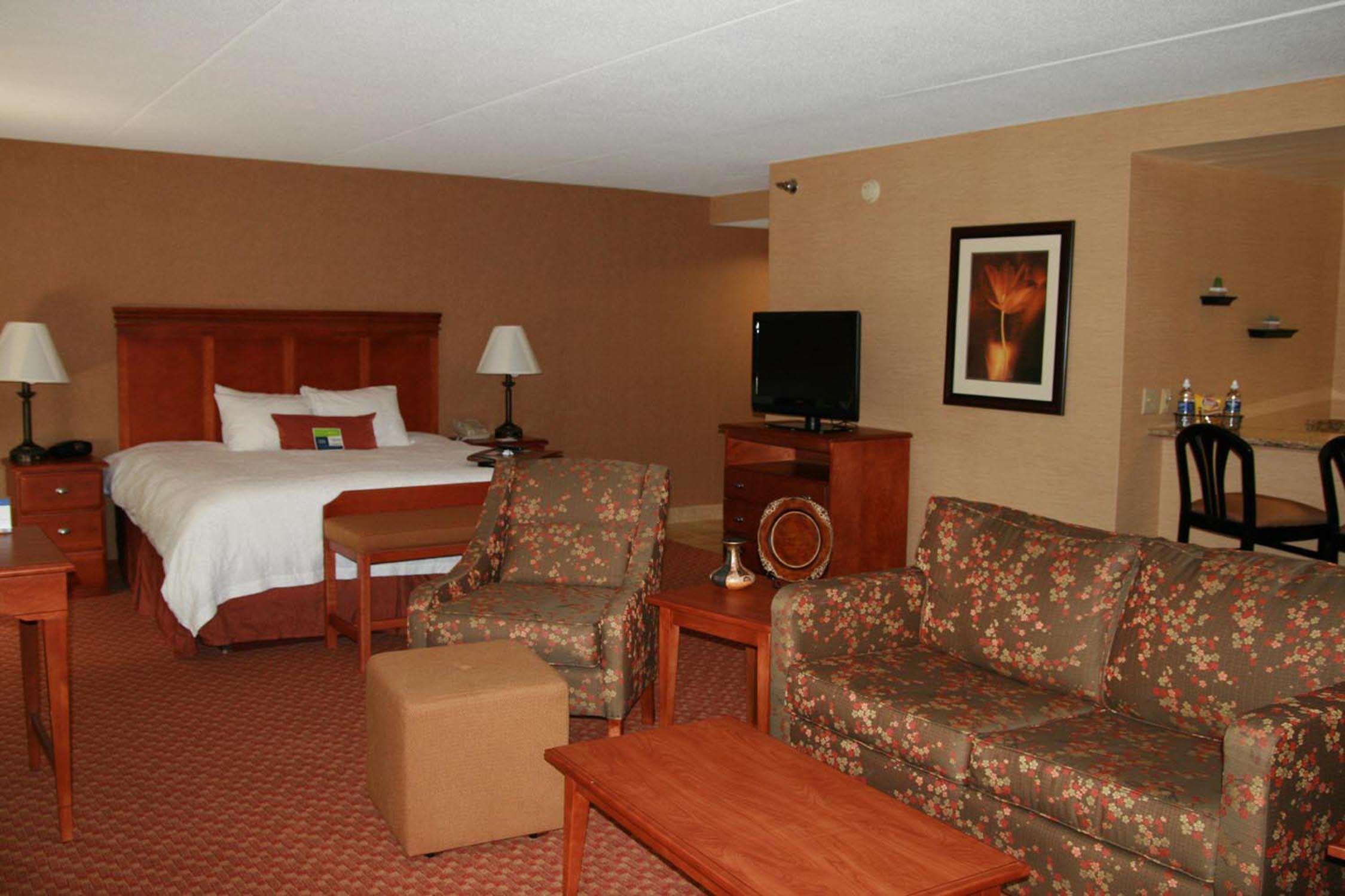 Hampton Inn Peoria-East At The River Boat Crossing — photo 5