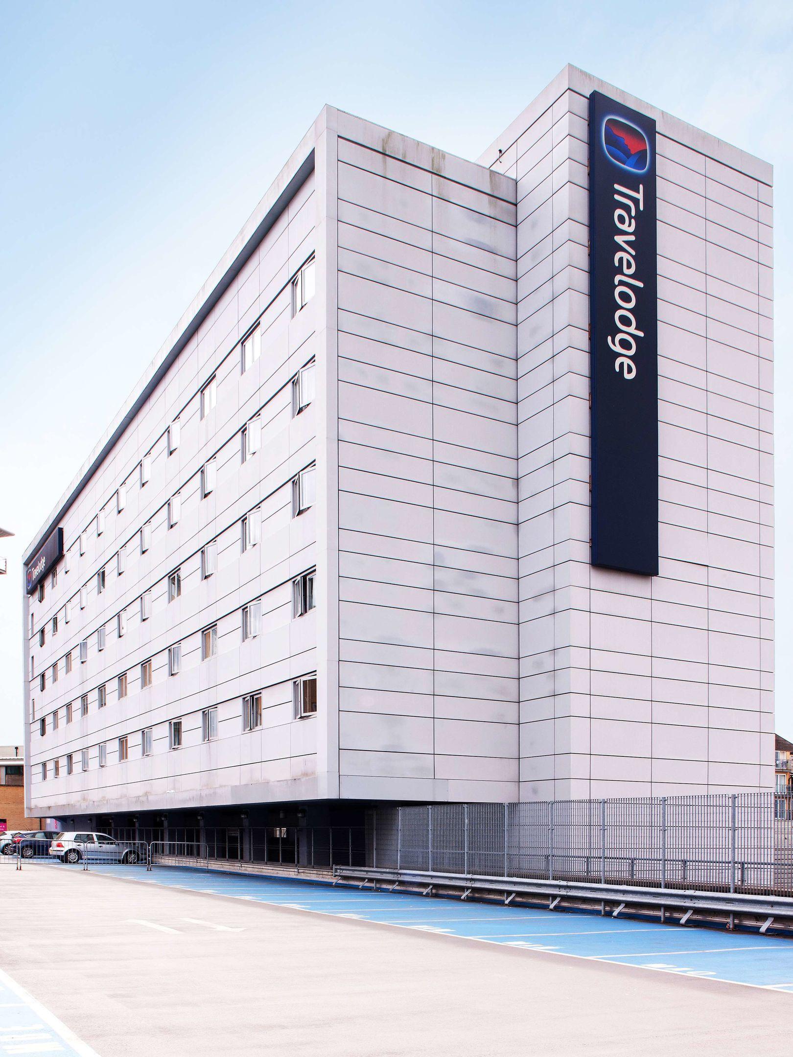 Travelodge London Feltham — photo 4