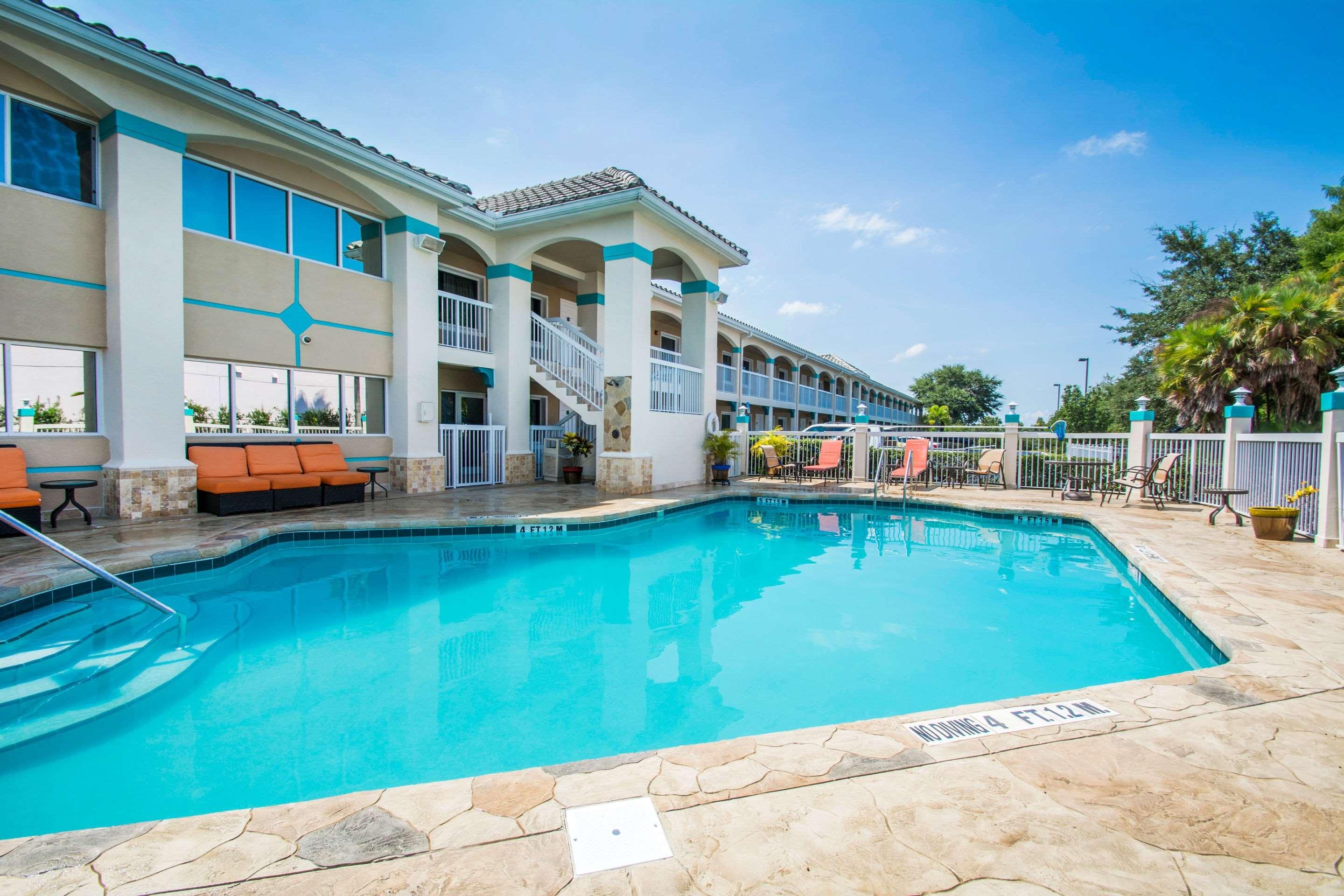 Quality Inn Maingate West — photo 4