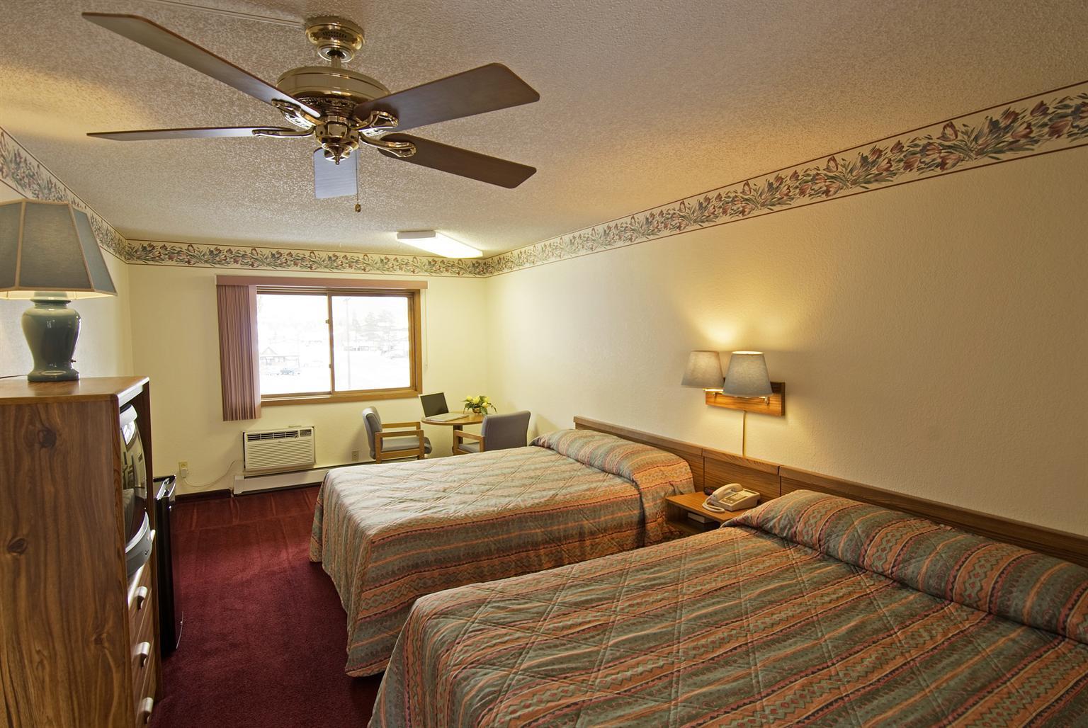 Americas Best Value Inn Bighorn Lodge — photo 5