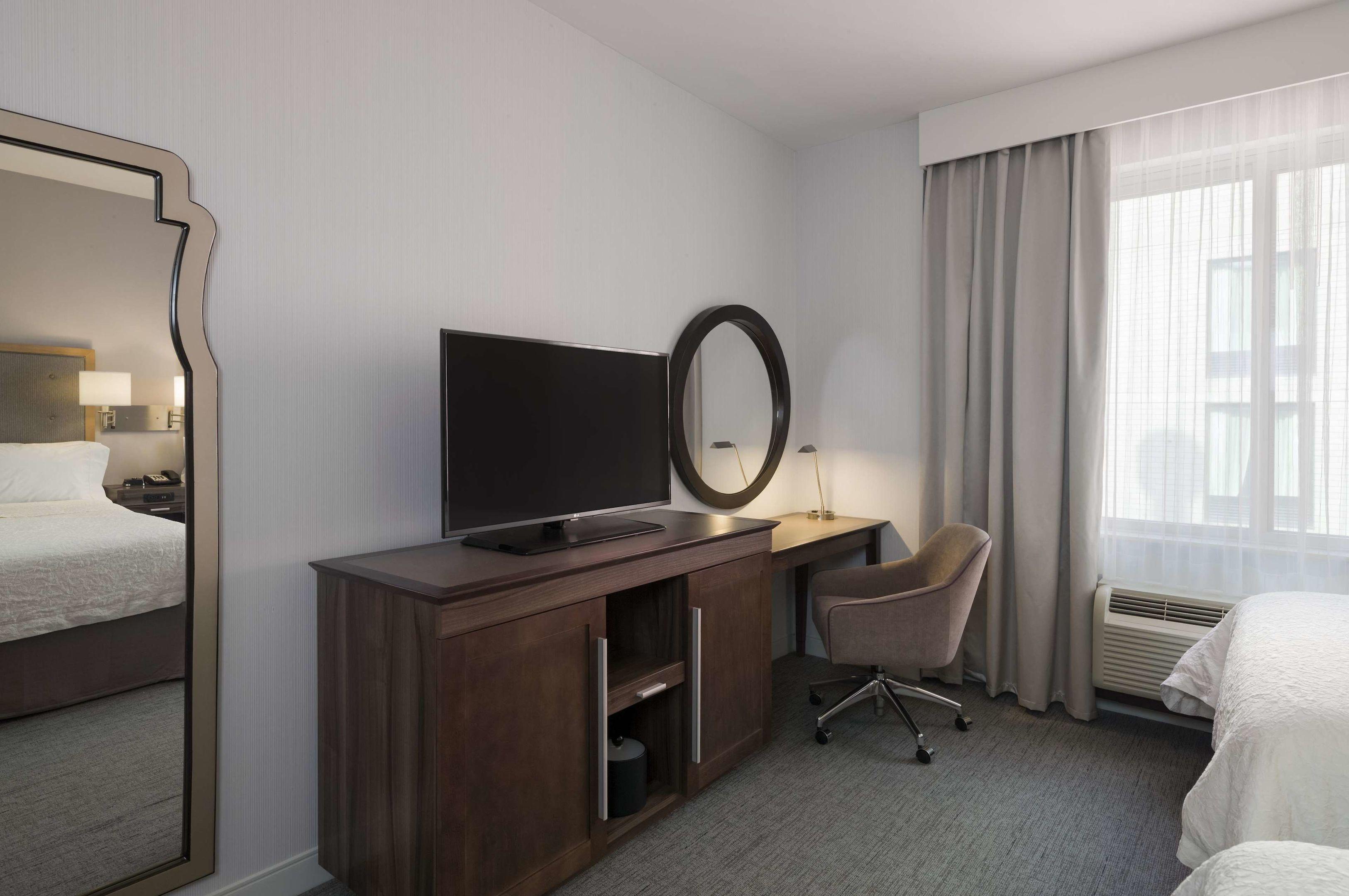 Hampton Inn Manhattan/Times Square South — photo 4