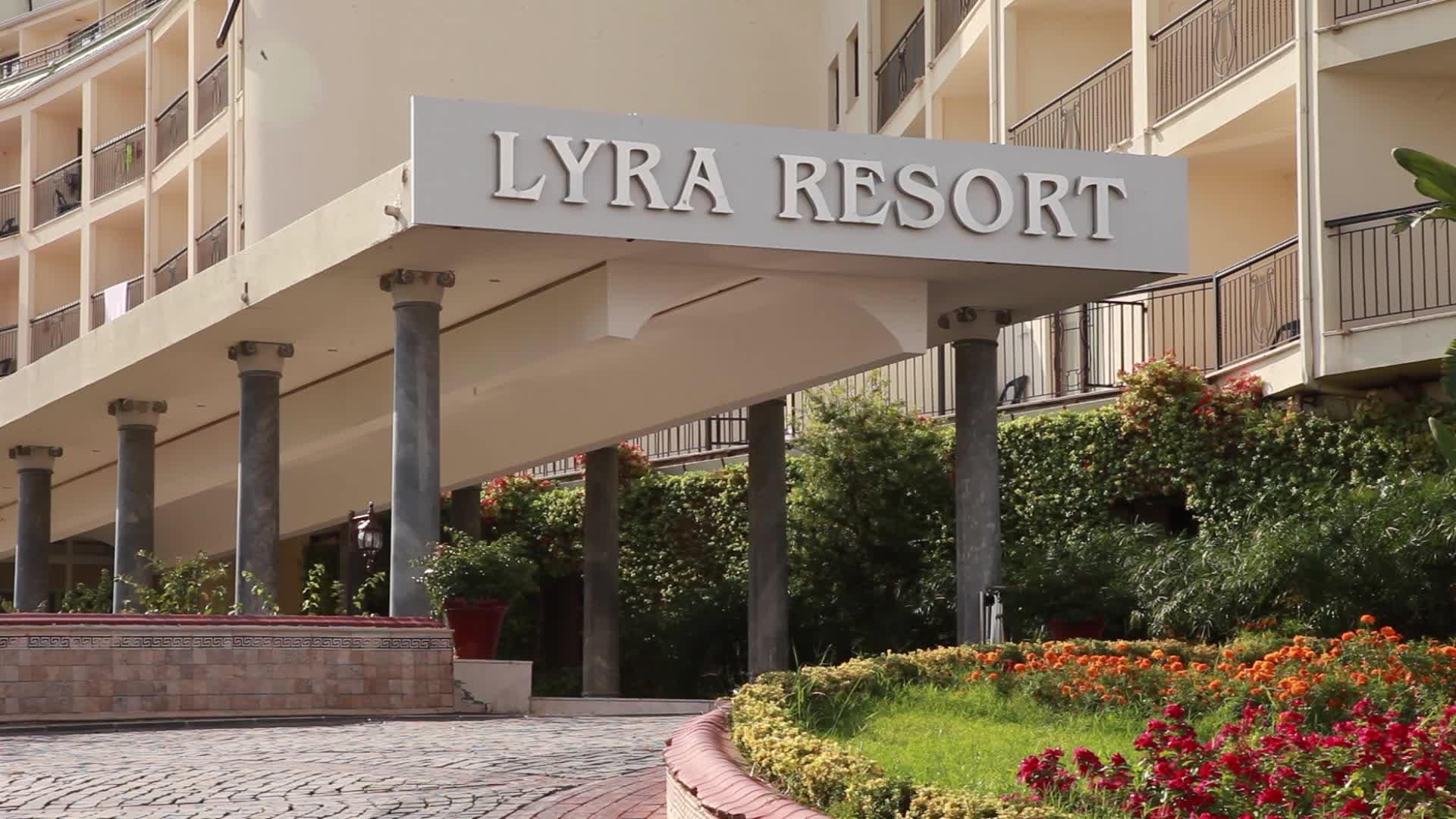 Lyra Resort & Spa