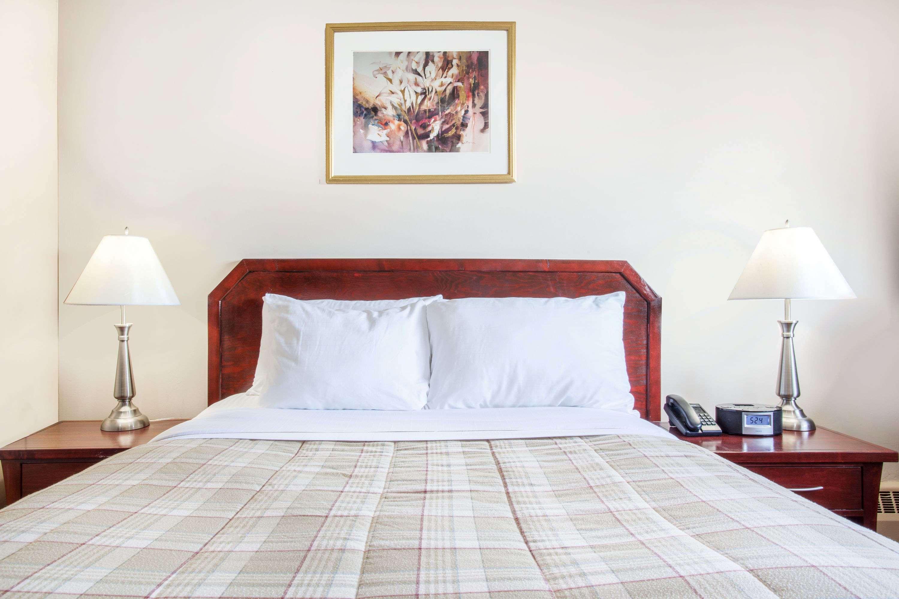 Howard Johnson Inn Kingston — photo 4