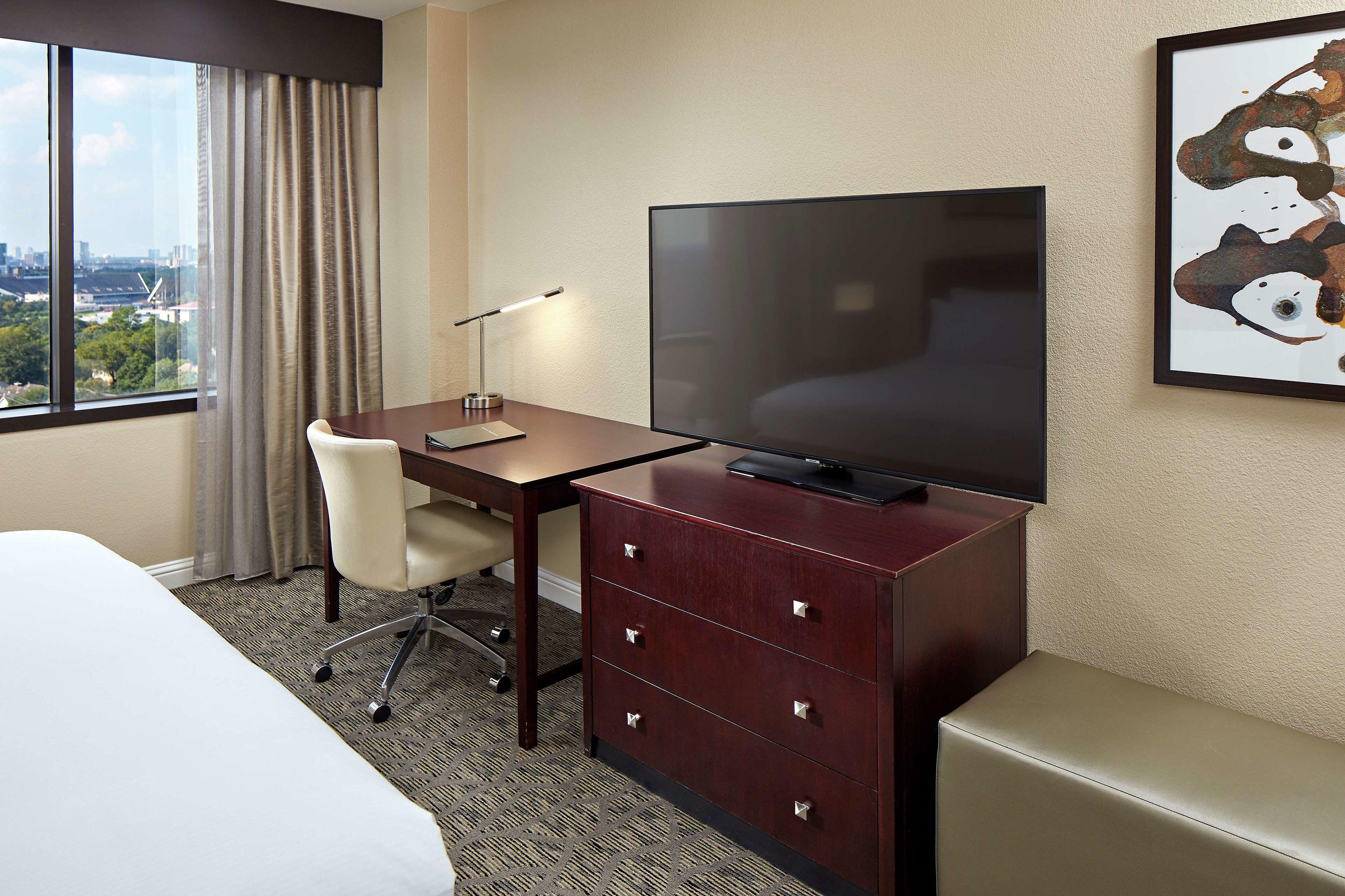 Hilton Houston Plaza/Medical Center — photo 4