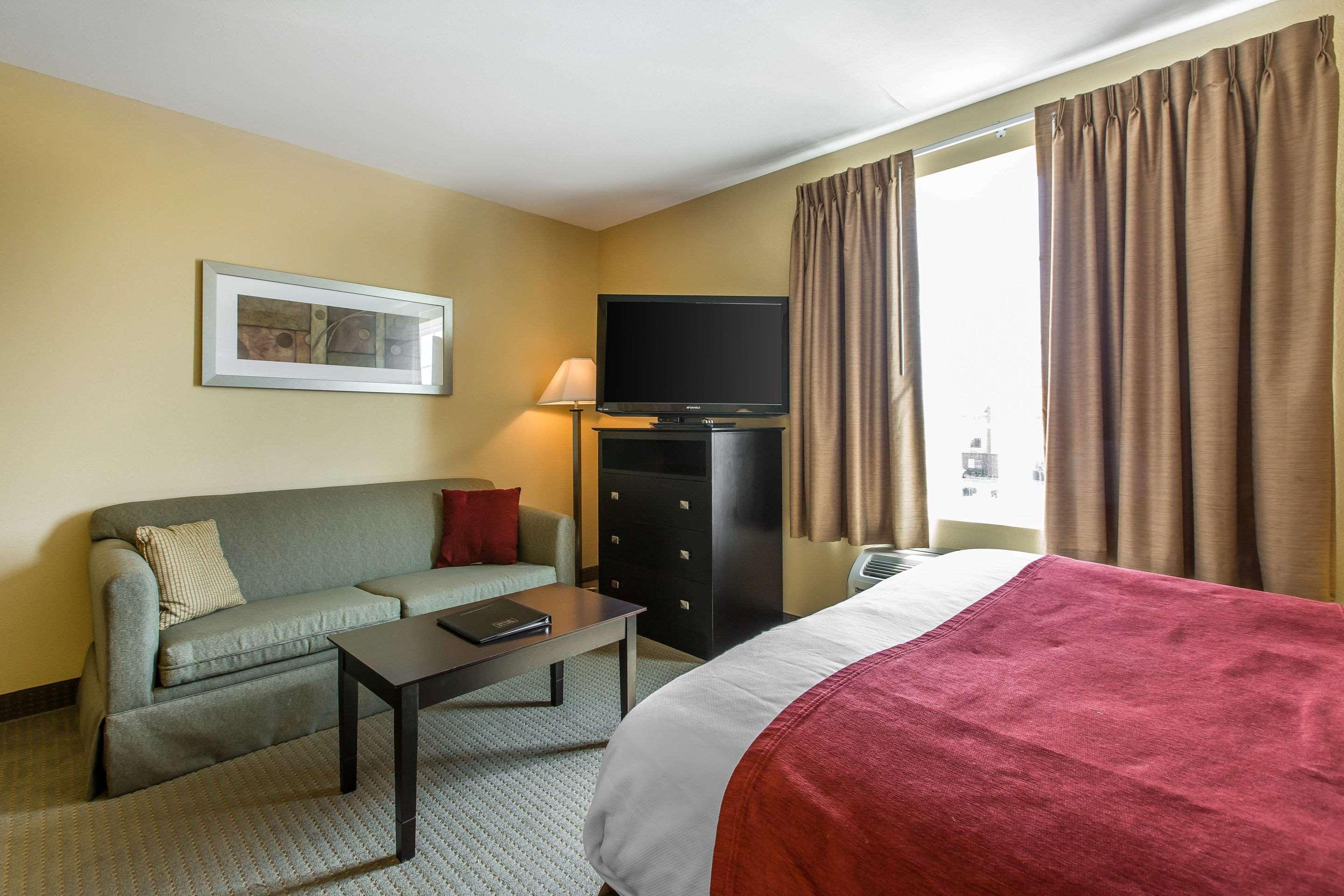 MainStay Suites Camp Lejeune — photo 4