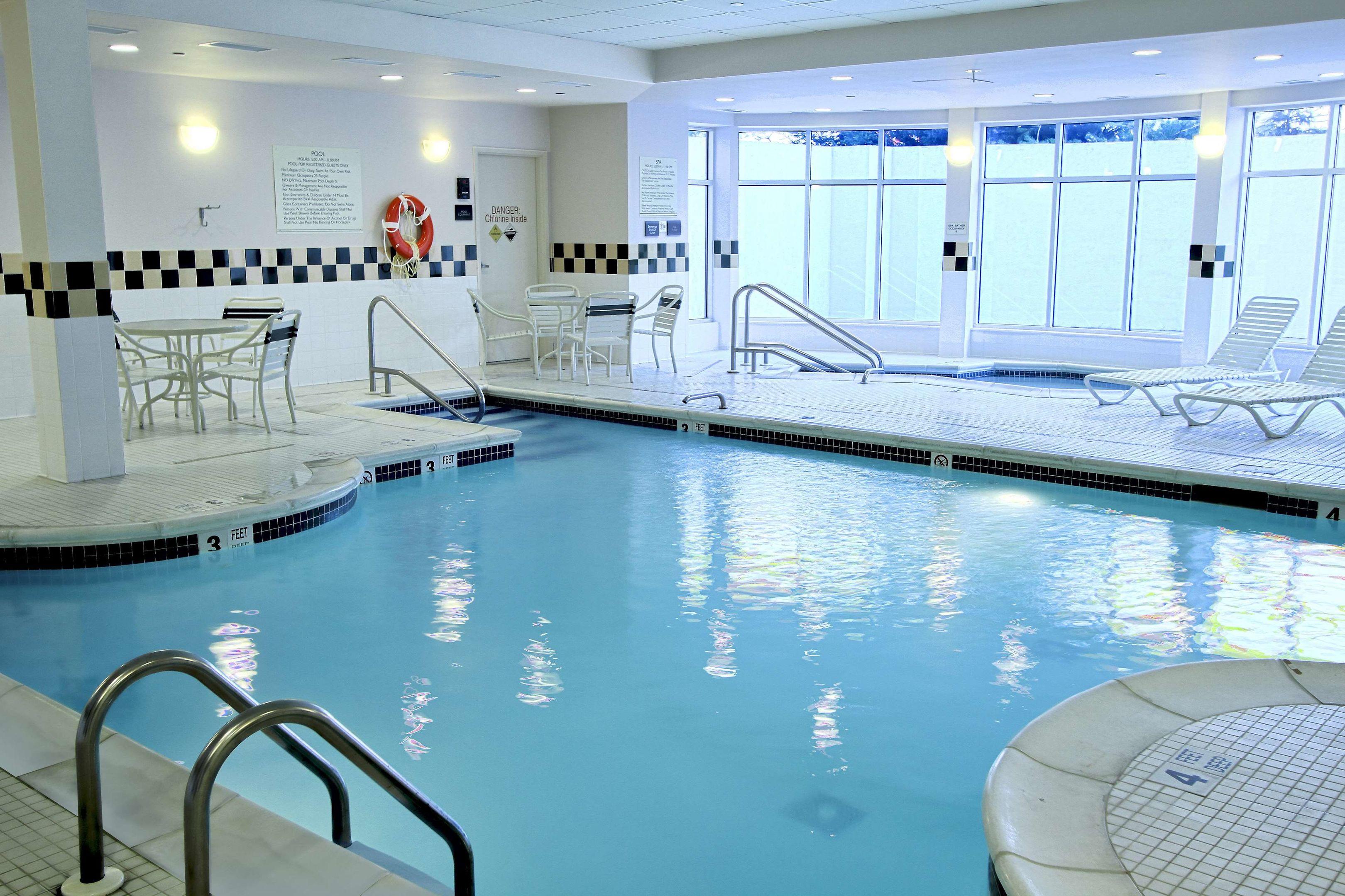 Hilton Garden Inn Westbury — photo 4