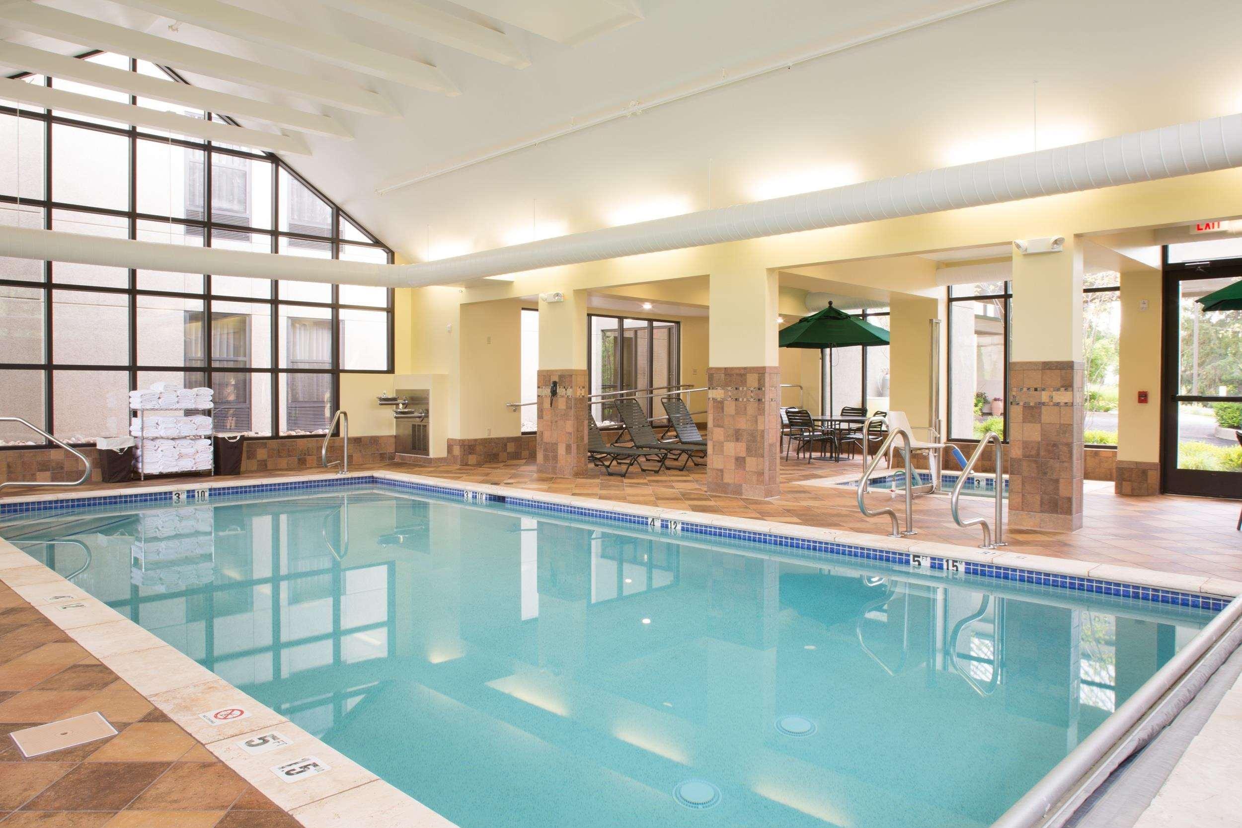 Hampton Inn Clarks Summit — photo 3
