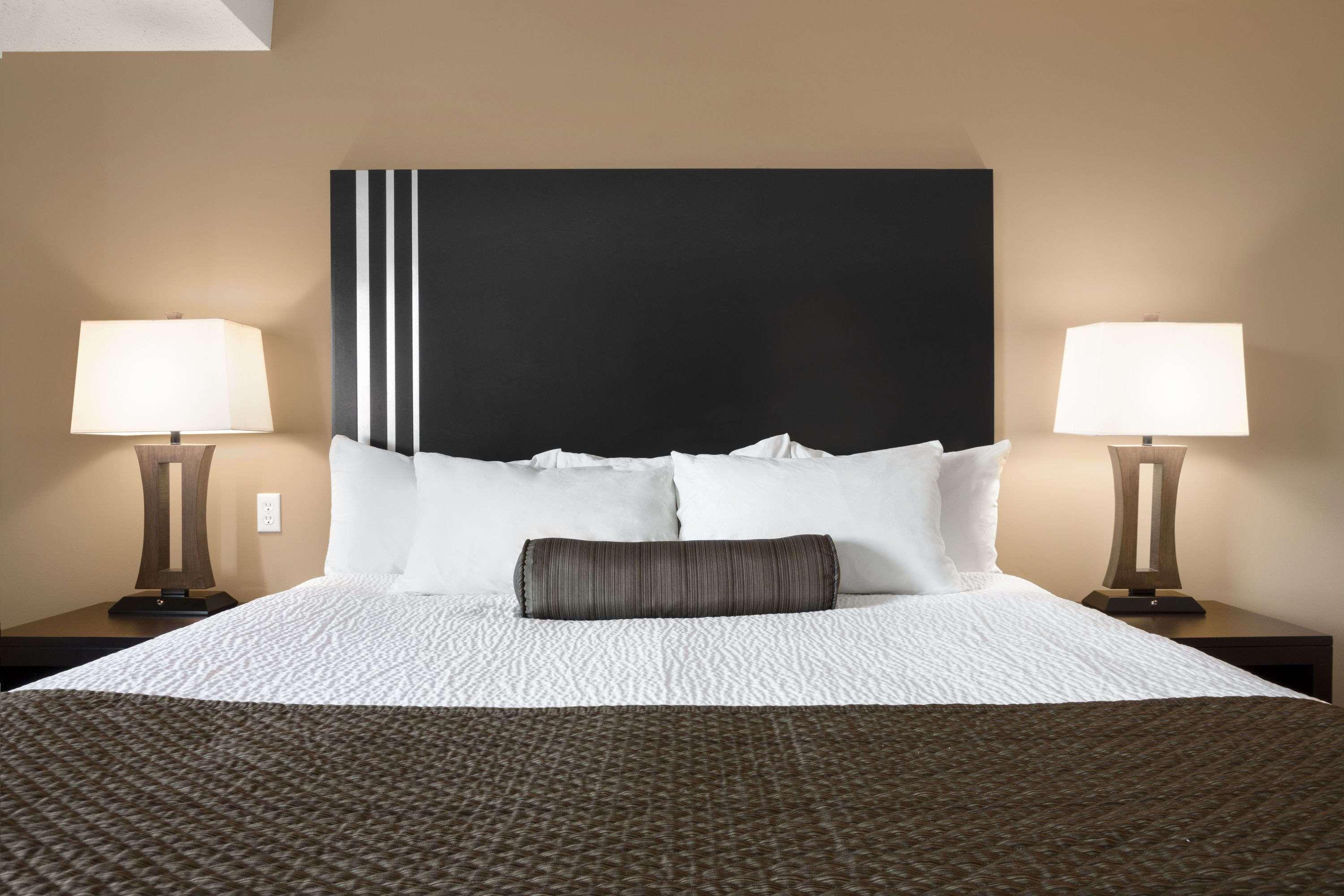 Days Inn Calgary Northwest — photo 4