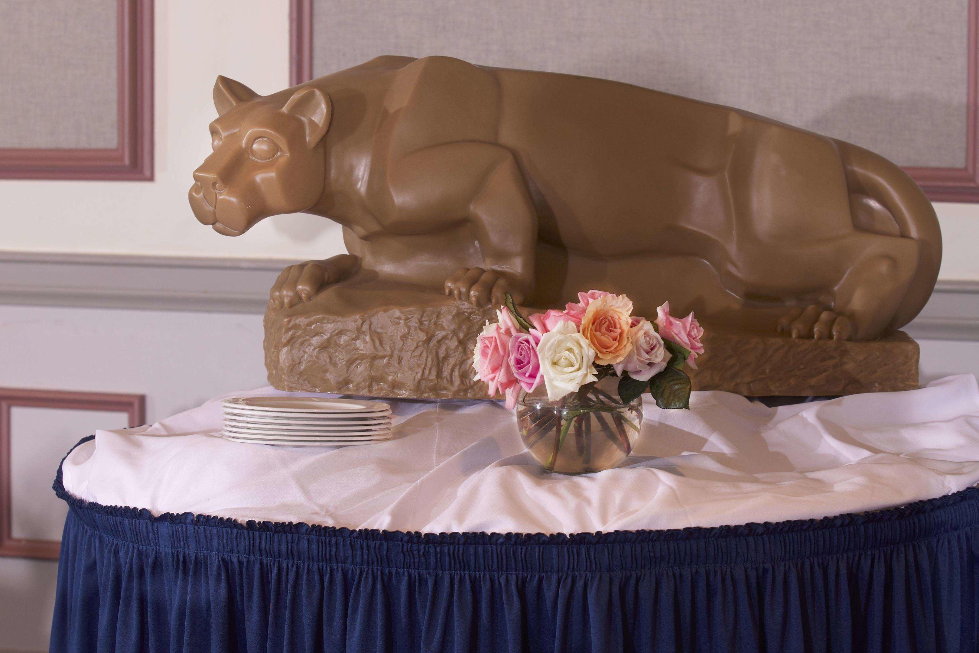 The Nittany Lion of the Pennsylvania State University — photo 5
