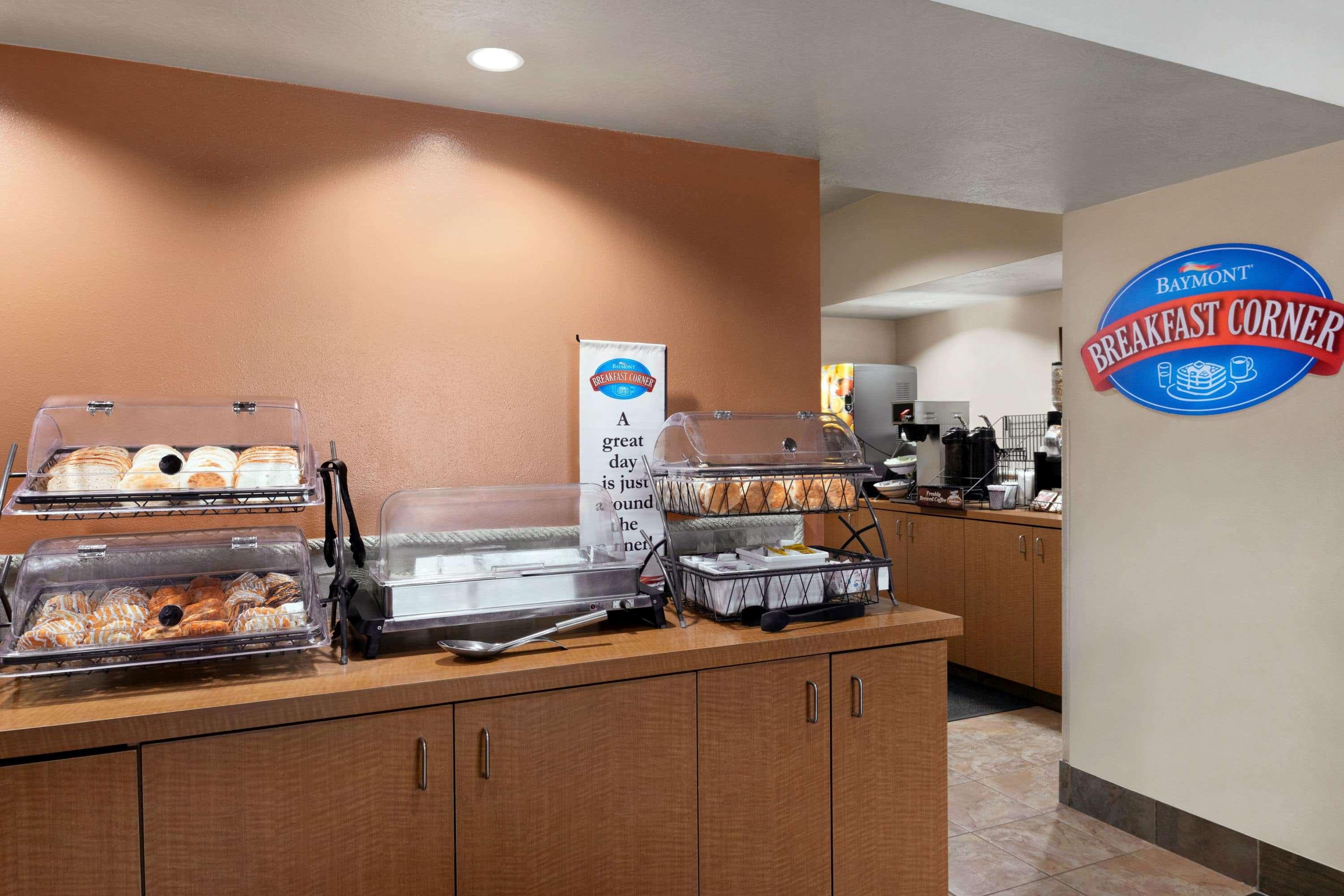 Baymont by Wyndham Sioux Falls West Russell Street — photo 5