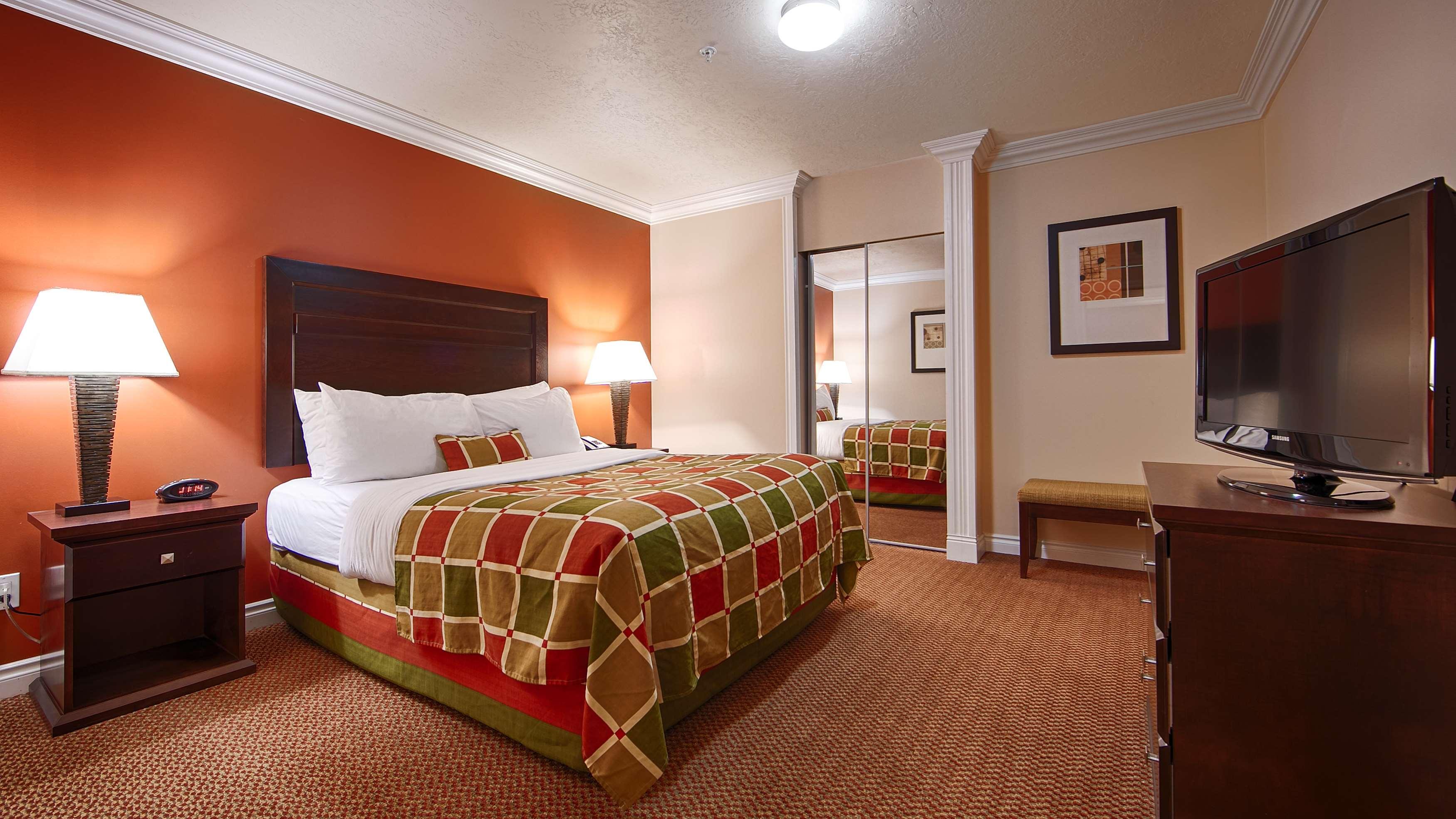 Best Western Plus Mirage Hotel & Resort — photo 4