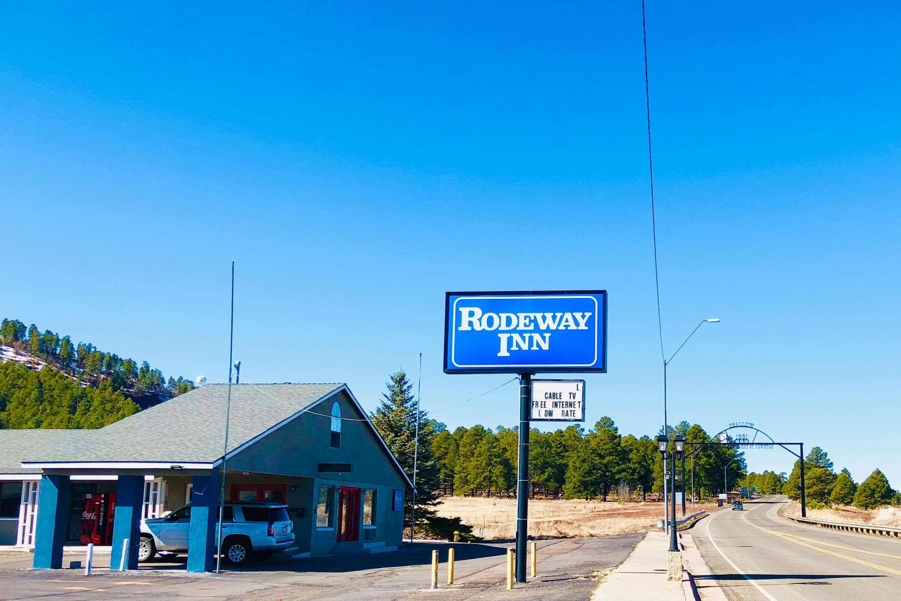 Rodeway Inn — photo 4