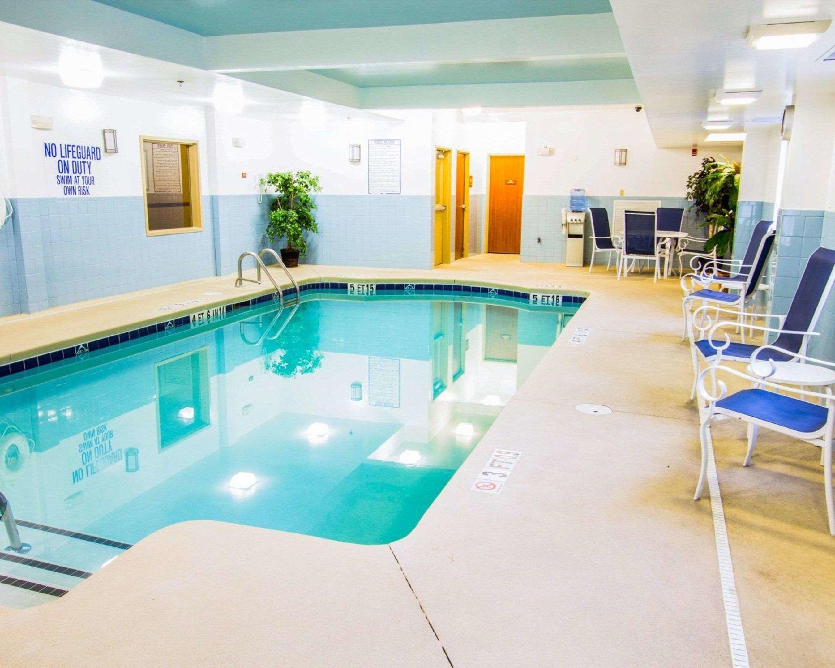 Comfort Inn & Suites Convention Center — photo 4