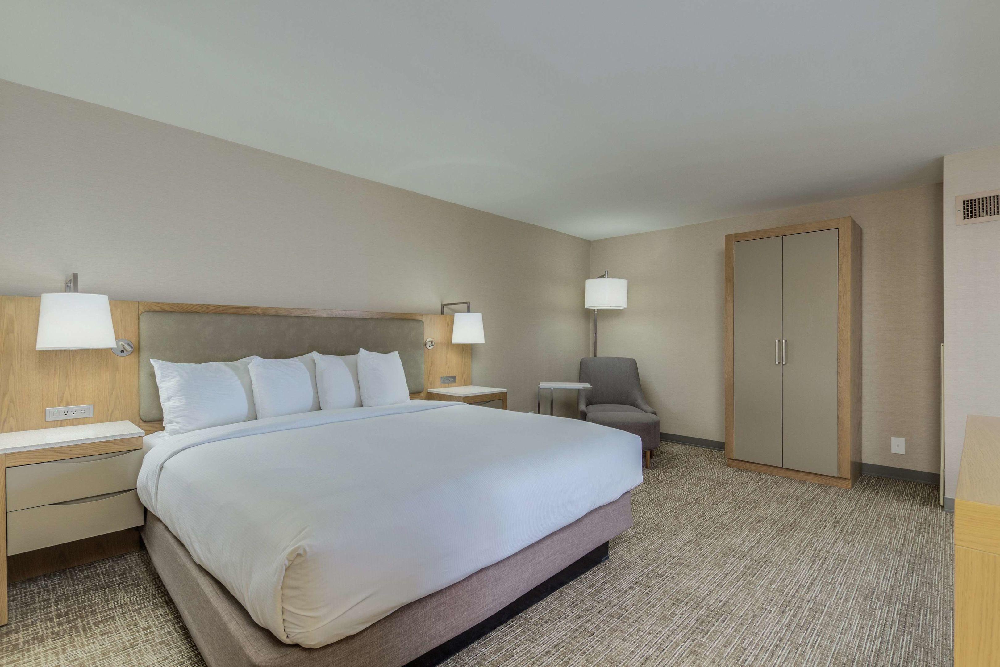 DoubleTree by Hilton Phoenix Chandler — photo 3