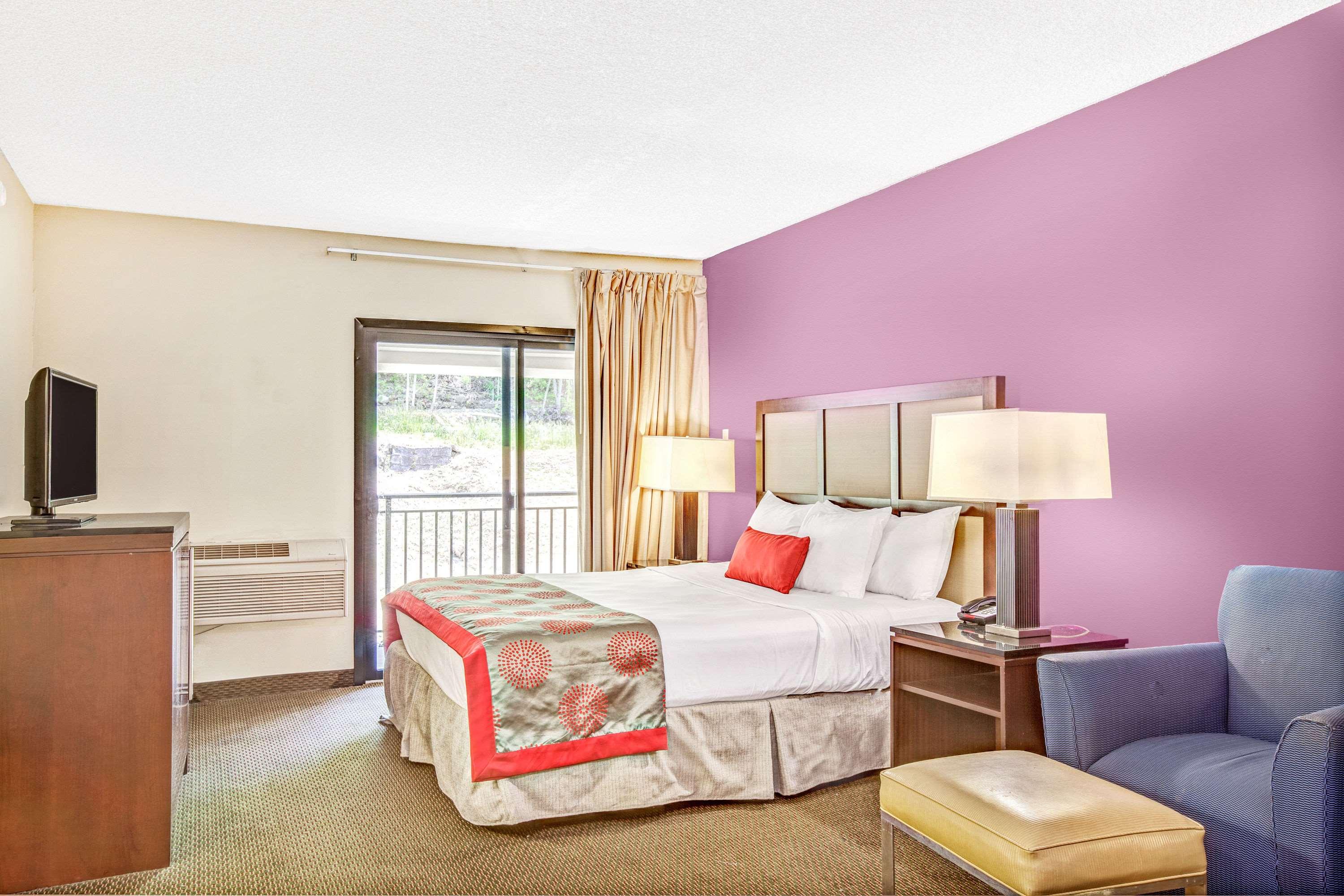 Ramada Rockaway — photo 4
