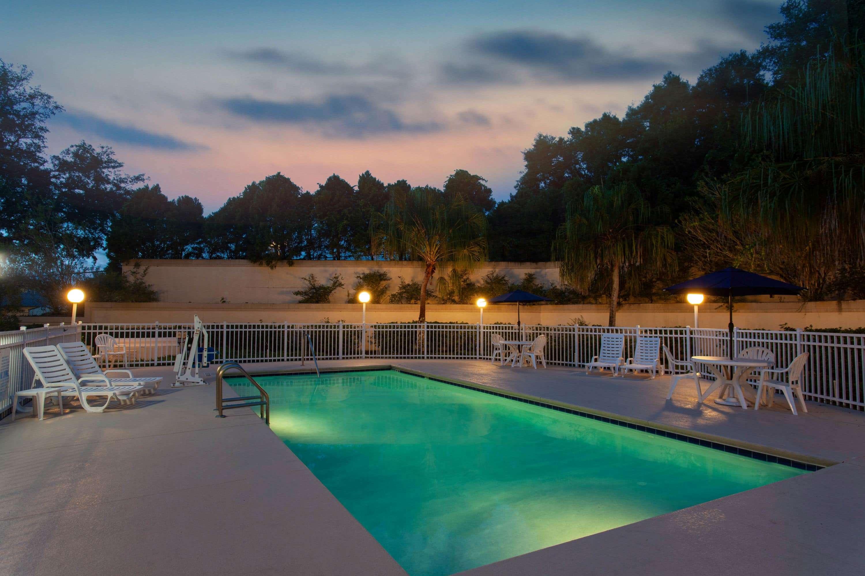 Microtel Inn and Suites Lady Lake / The Villages — photo 4