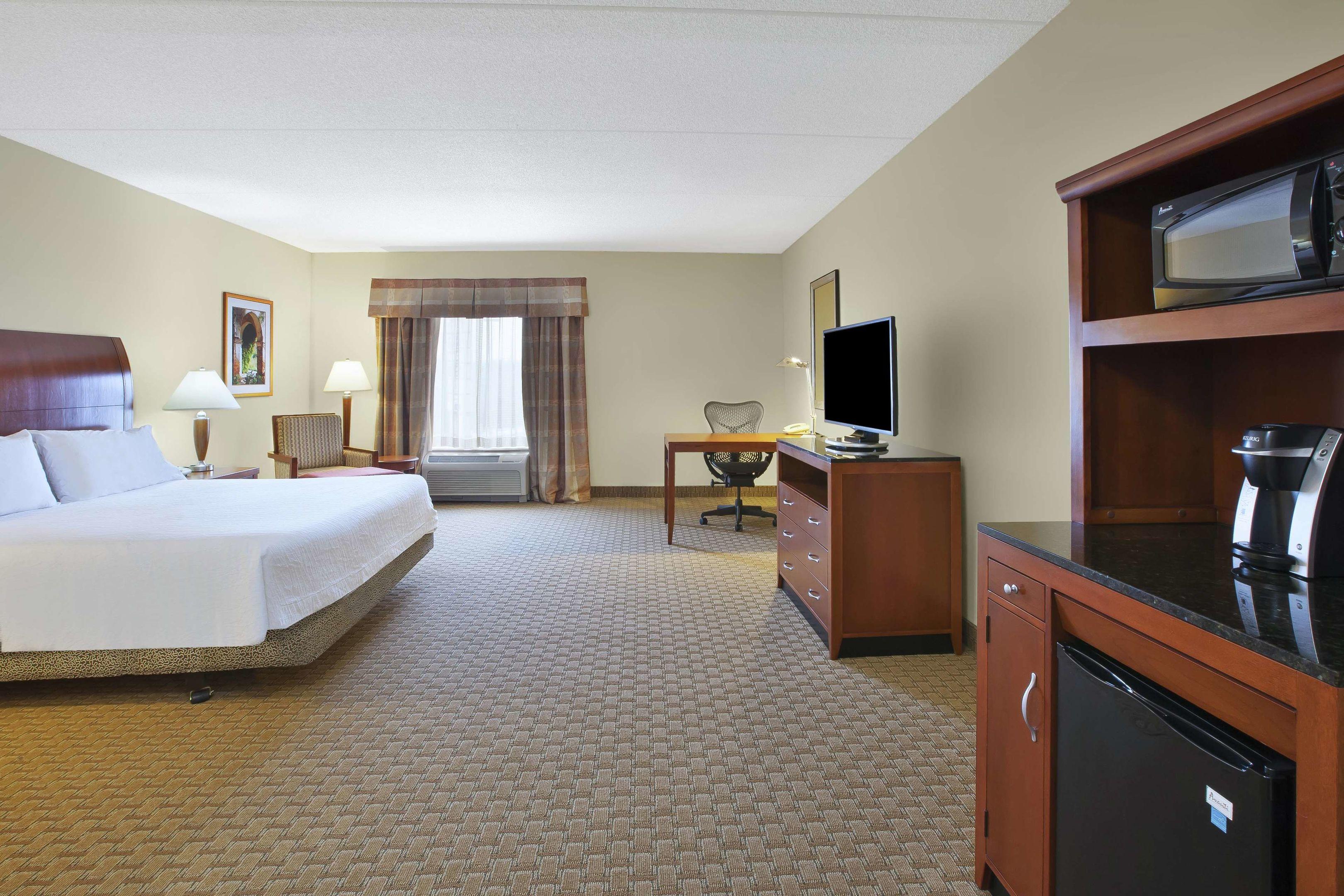 Hilton Garden Inn Clarksburg — photo 3