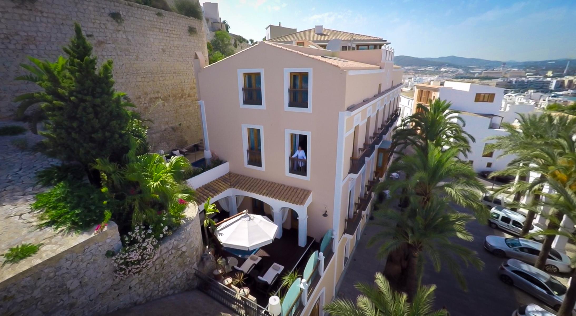 Mirador de Dalt Vila — photo 1