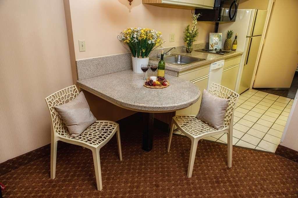 Princess Royale Ocean Front Resort & Condominiums — photo 4