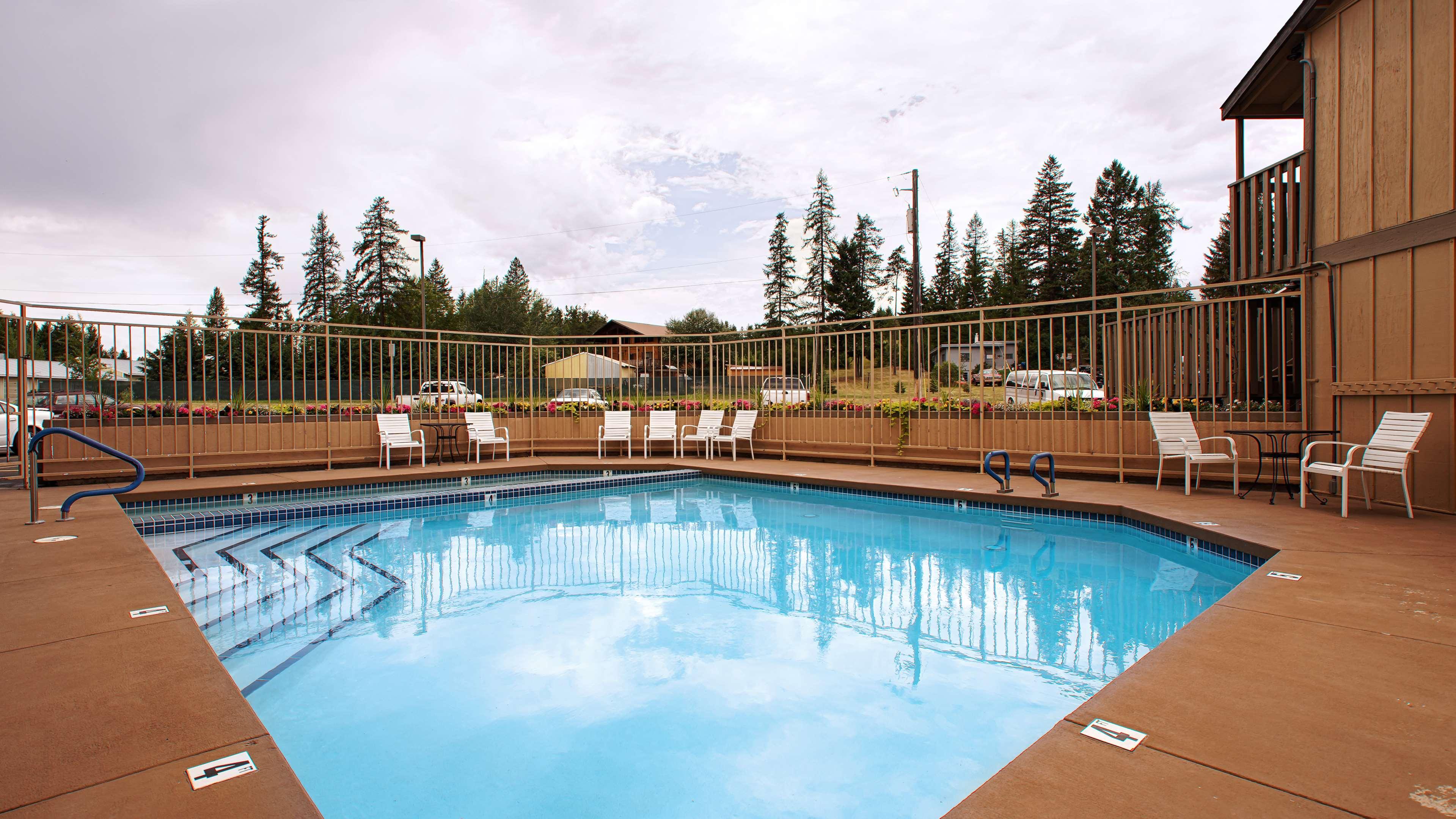Best Western Rocky Mountain Lodge — photo 3