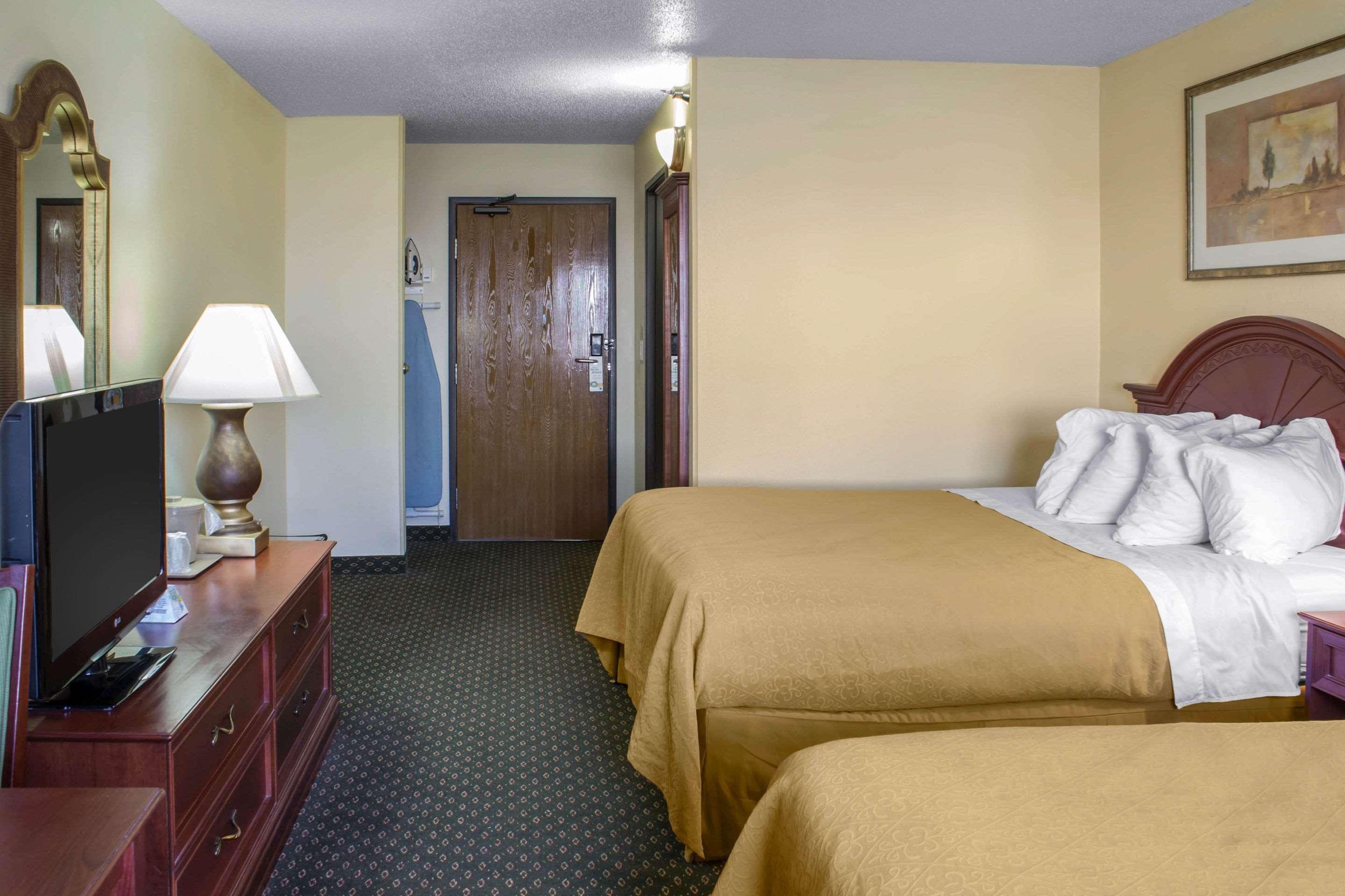 Quality Inn & Suites — photo 5