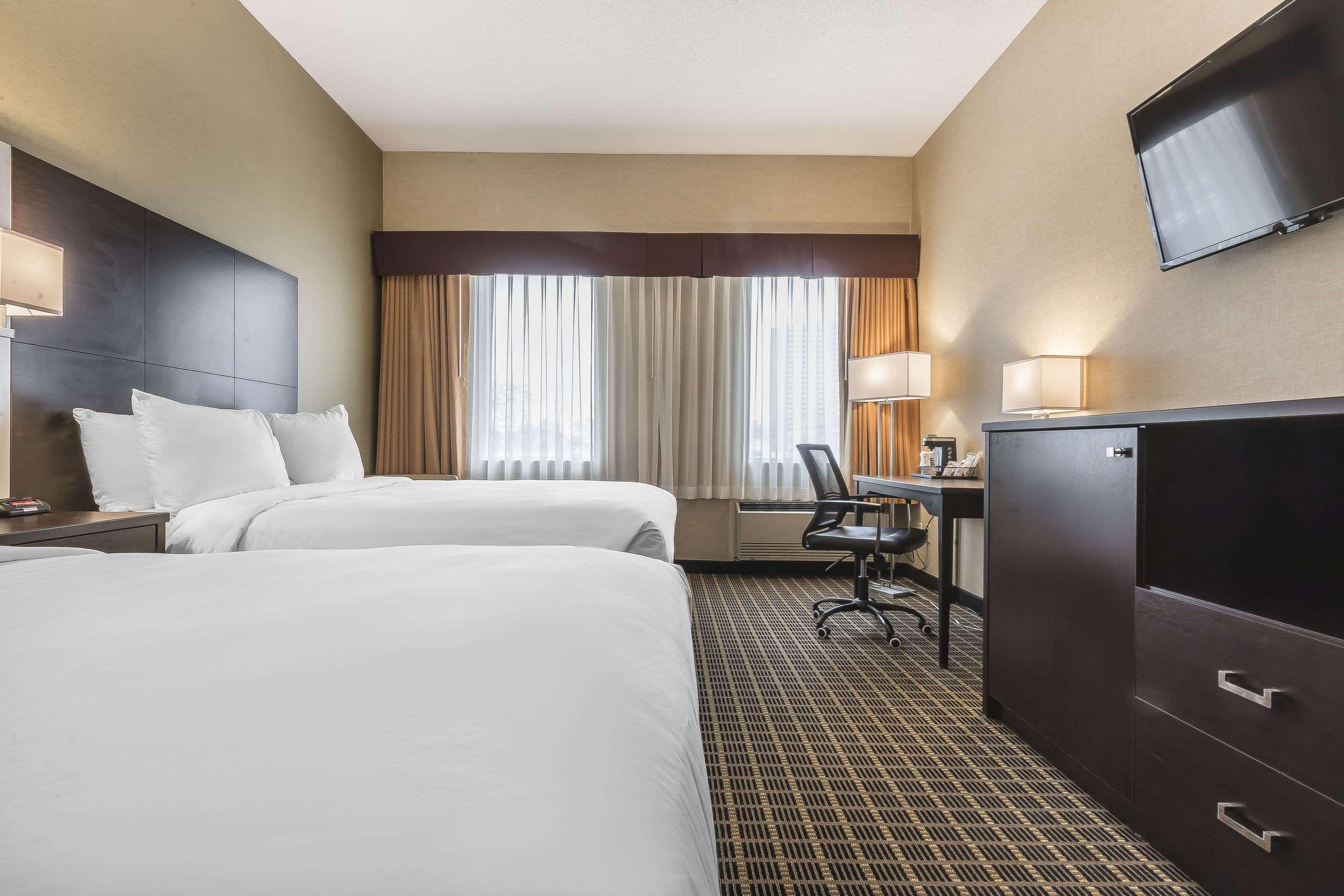 Quality Inn & Suites — photo 5