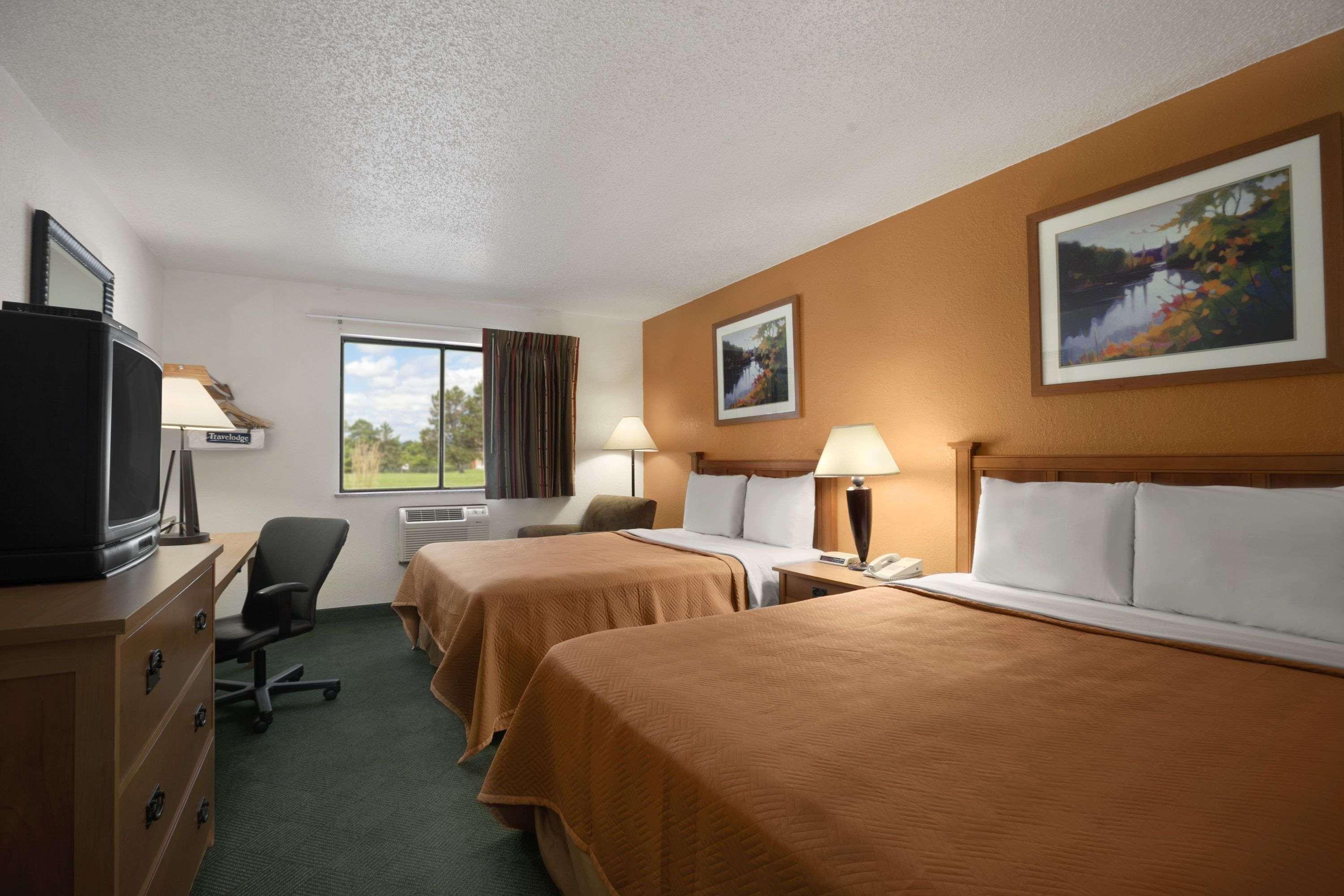 Travelodge Muskegon — photo 4