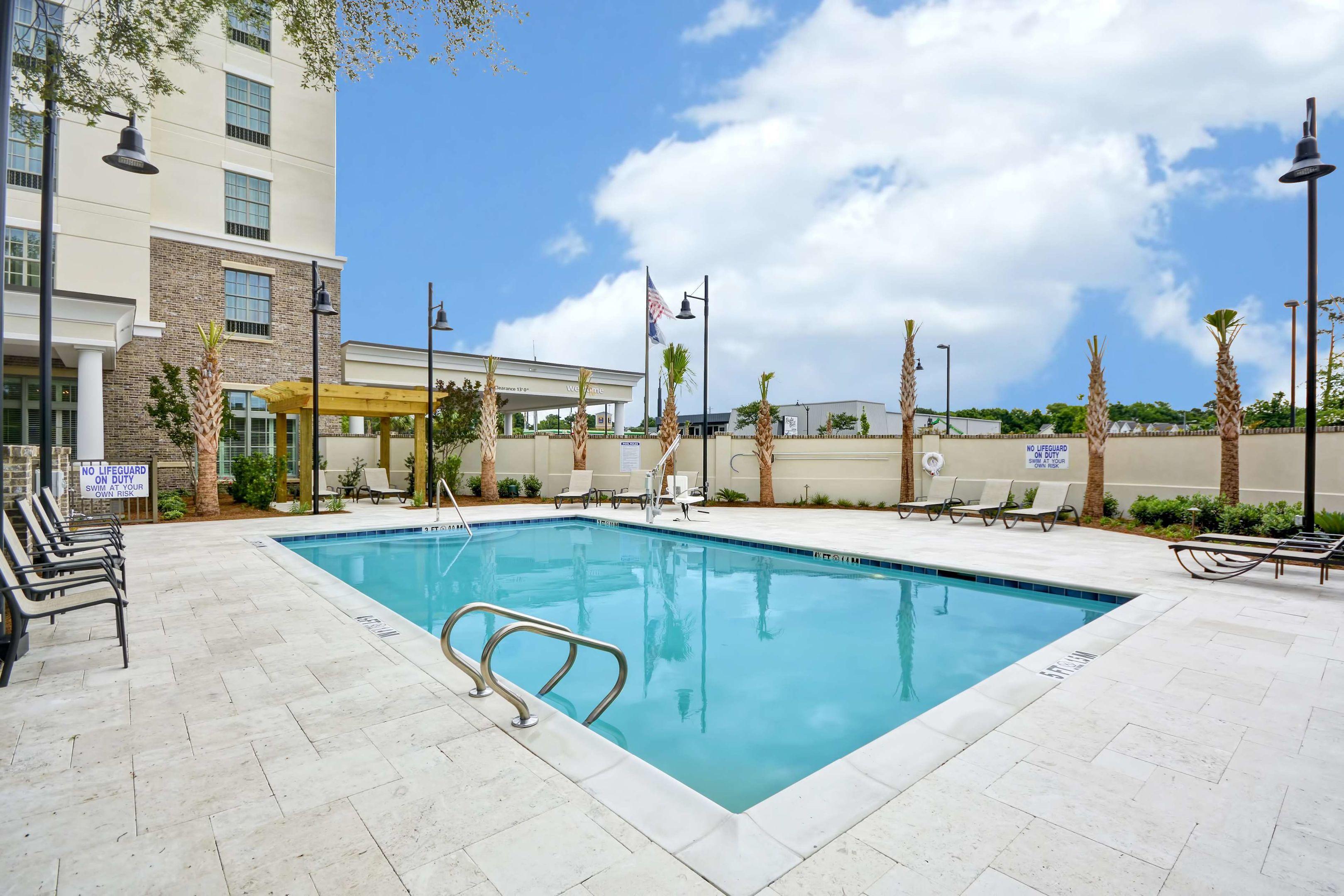 Hampton Inn & Suites Charleston Airport — photo 3