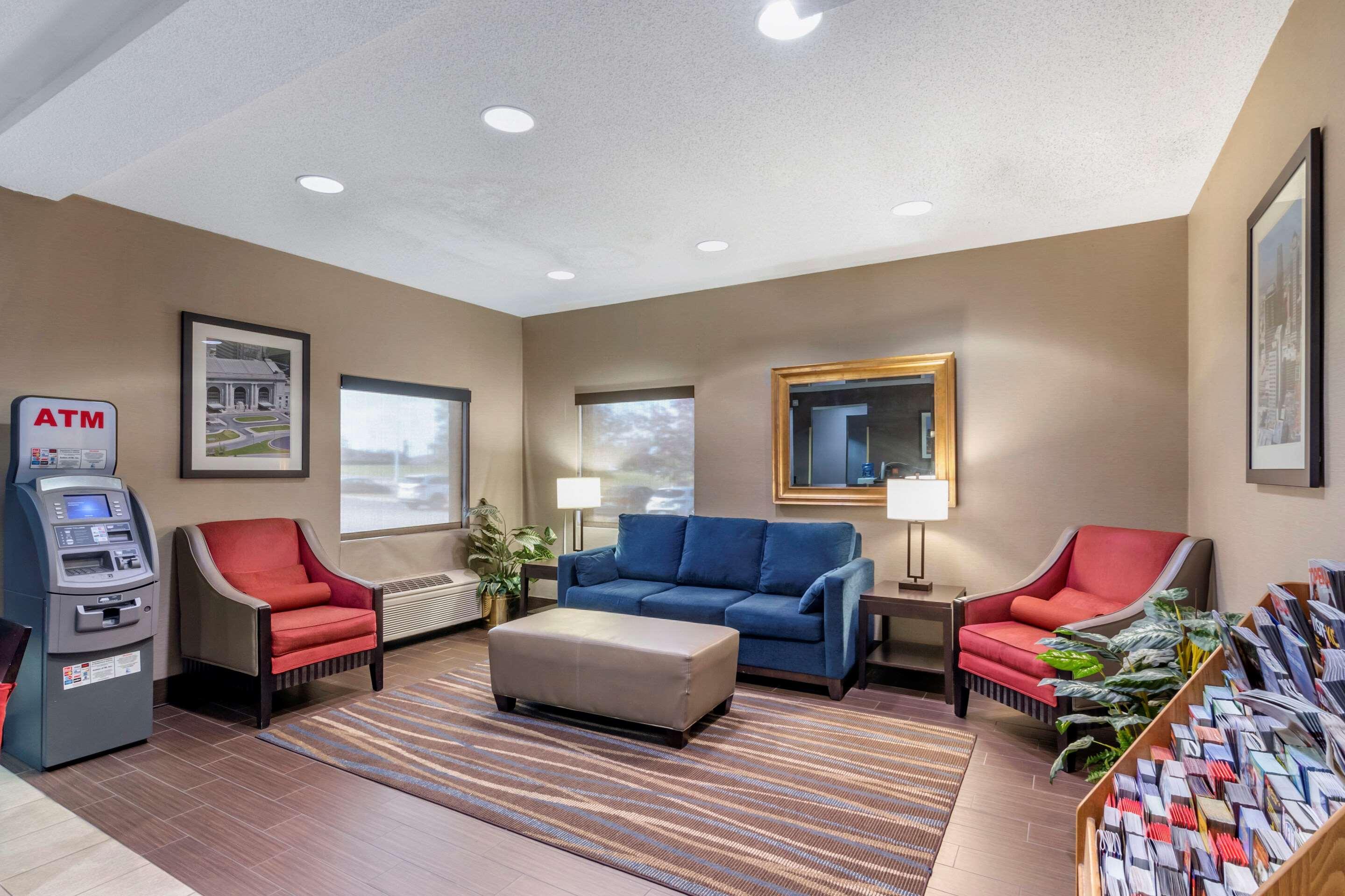 Comfort Inn & Suites Lees Summit - Kansas City — photo 5