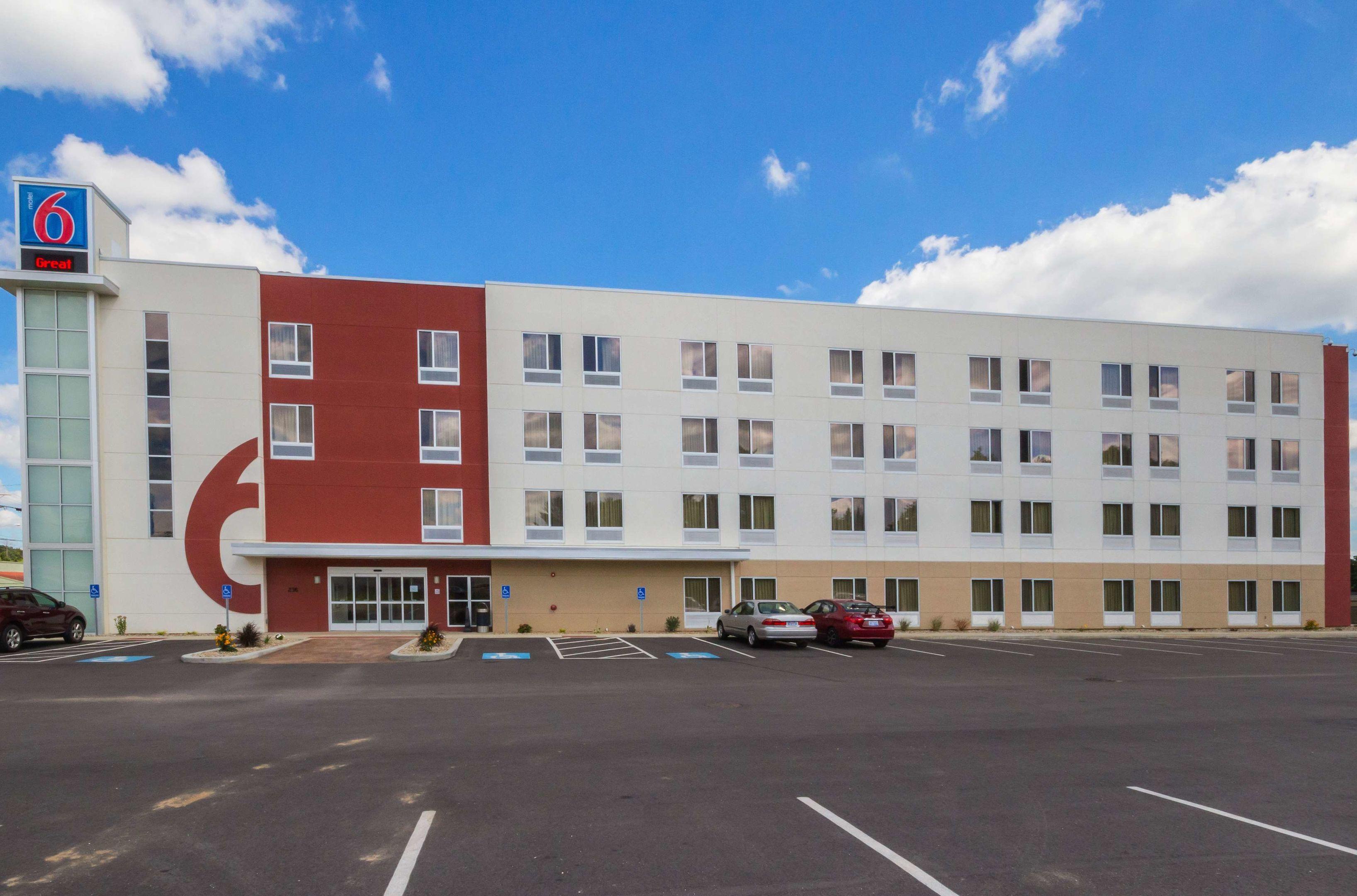 Motel 6 South Bend — photo 4