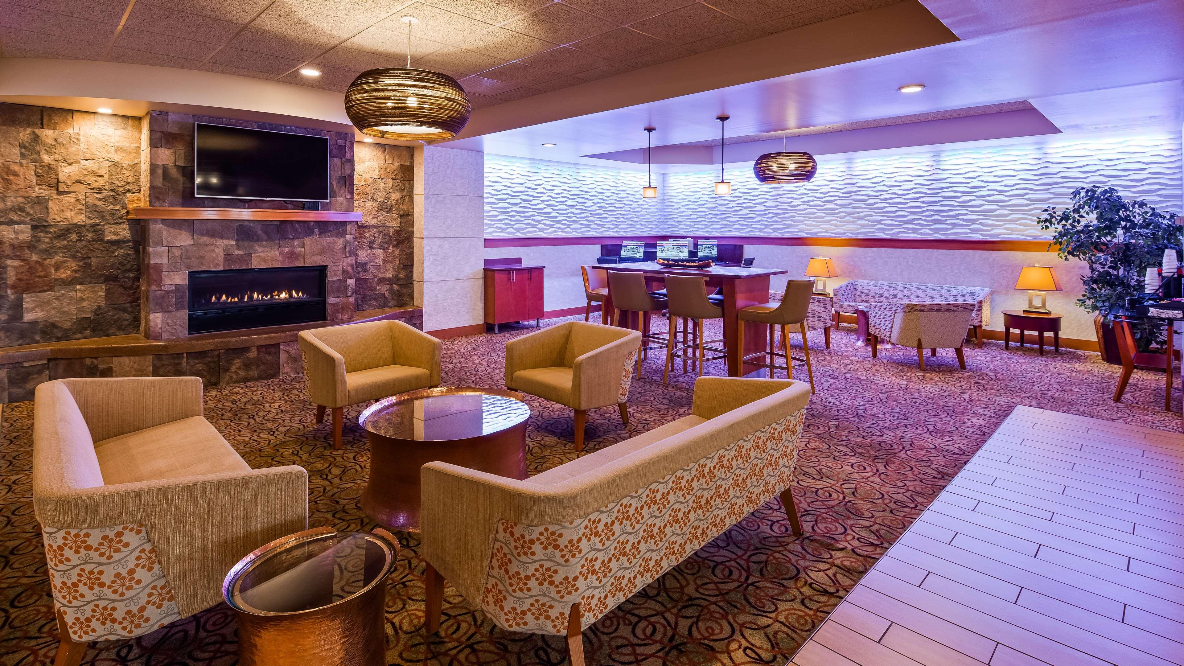 Best Western Plus Butte Plaza Inn — photo 4