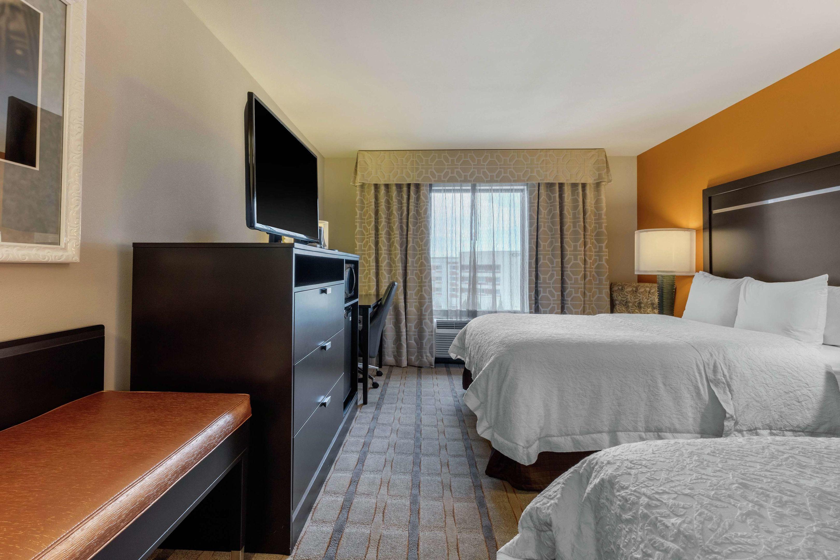 Hampton Inn & Suites Columbus — photo 4