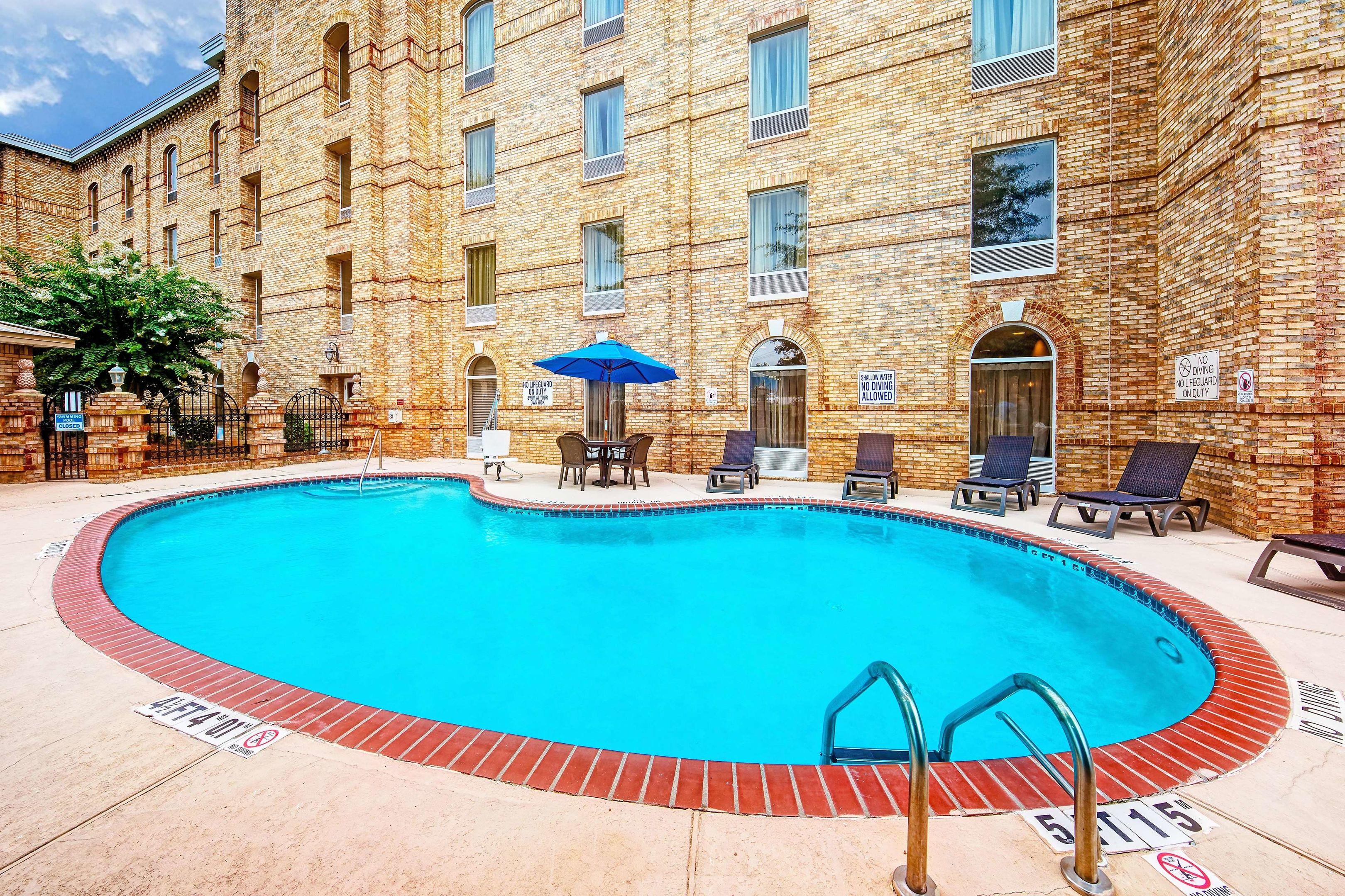 Hampton Inn Newbery Opera House — photo 4