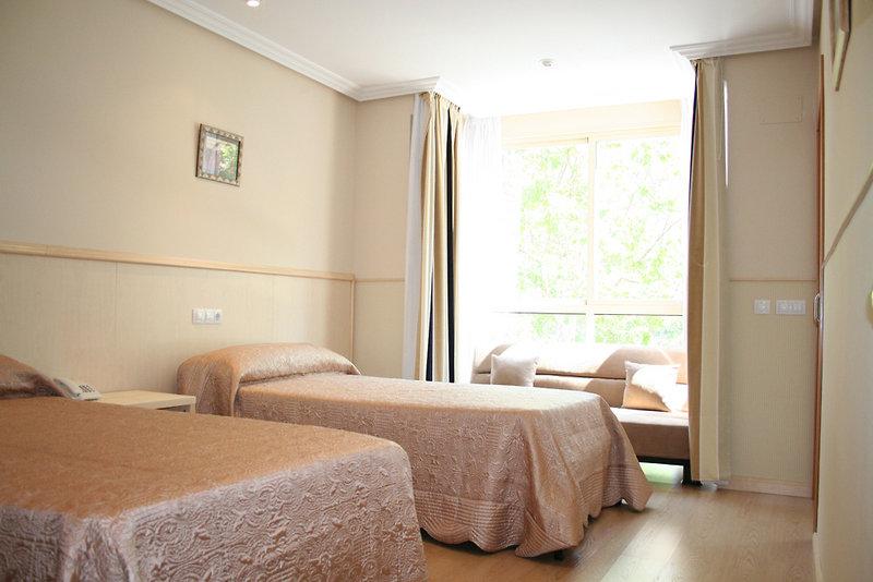 All In Hotel Suites Feria de Madrid — photo 4