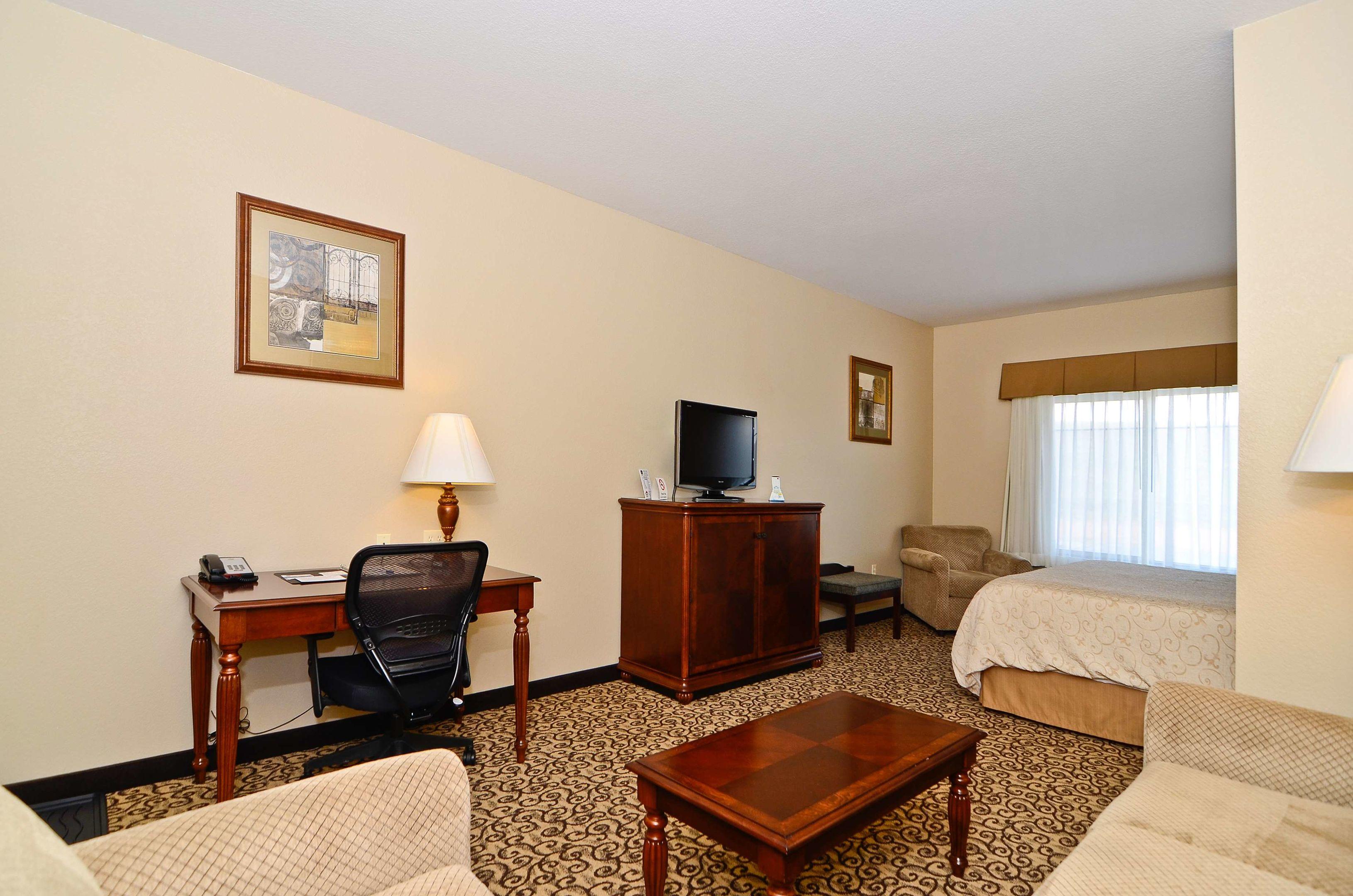 Best Western Plus Fossil Country Inn & Suites — photo 5