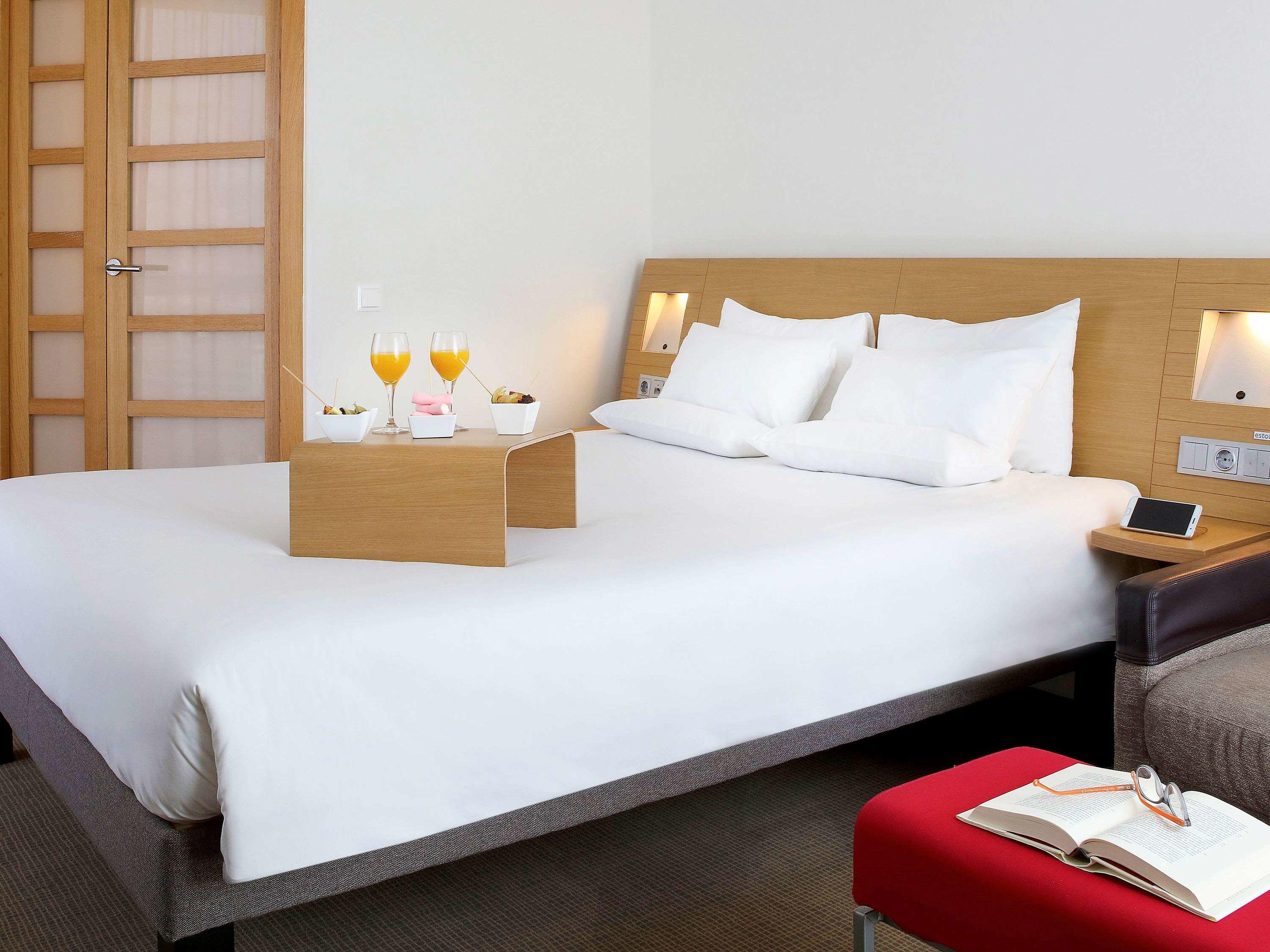 Novotel Barcelona City — photo 4