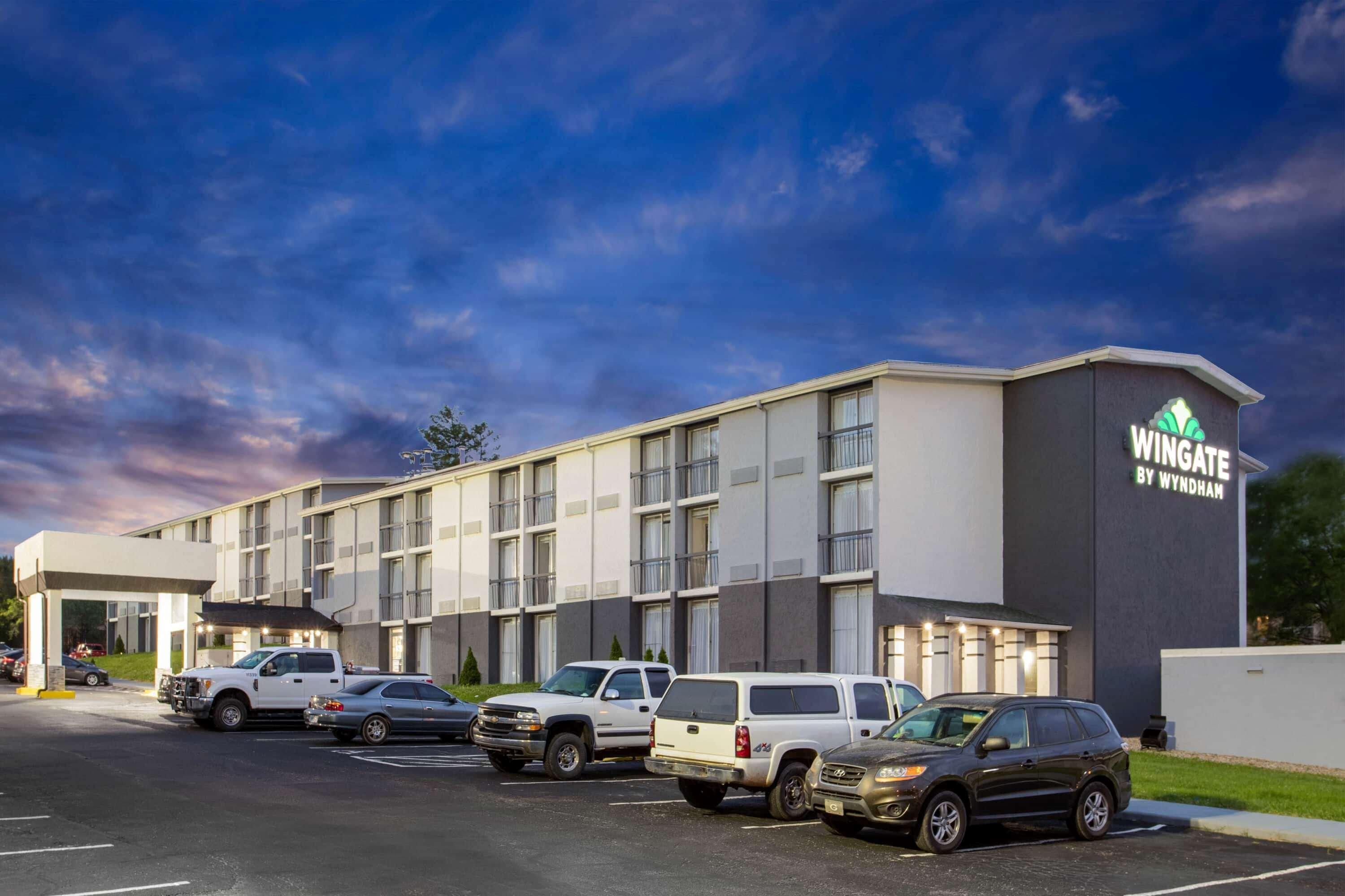 Wingate by Wyndham Bloomington — photo 3