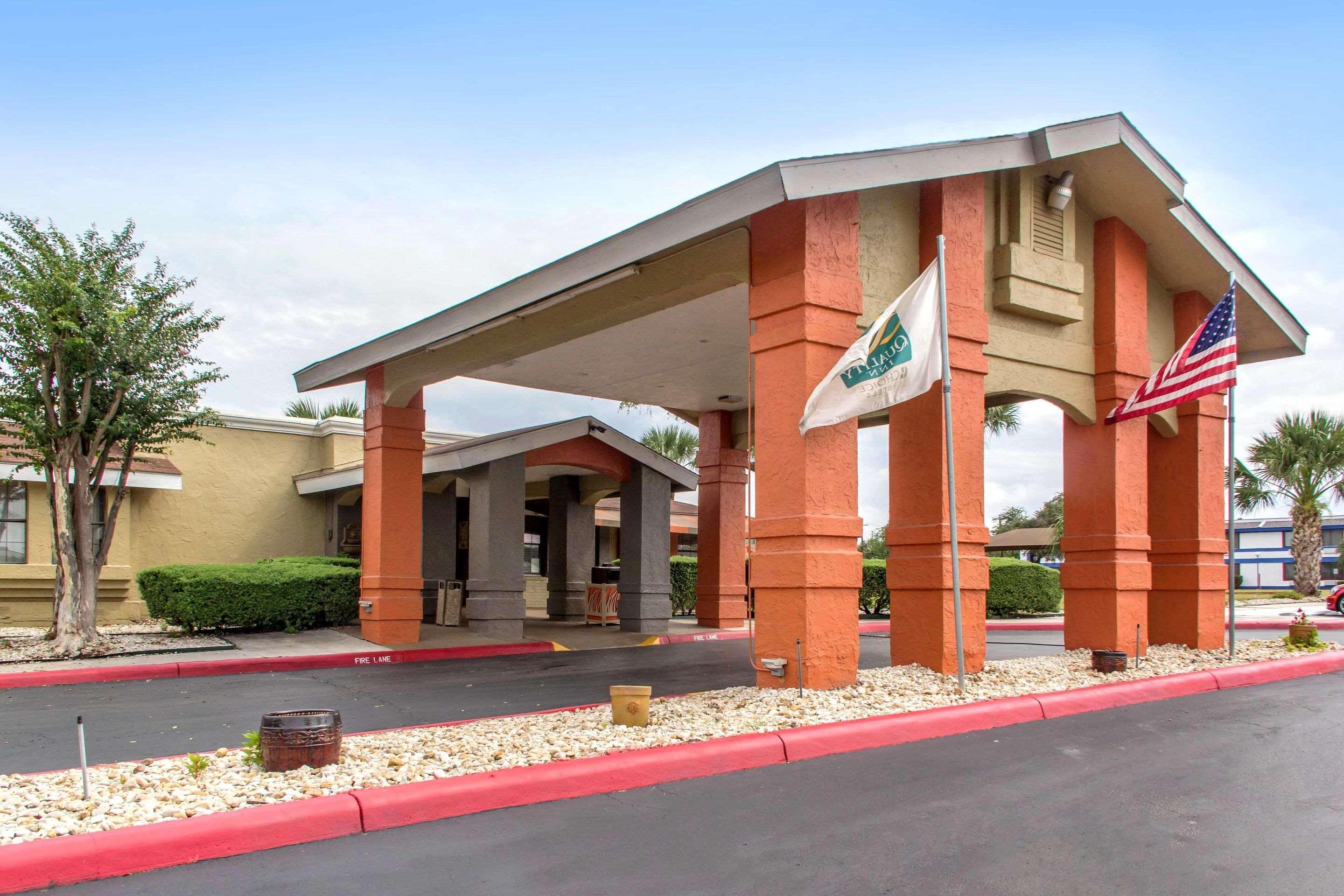 Quality Inn & Suites — photo 4